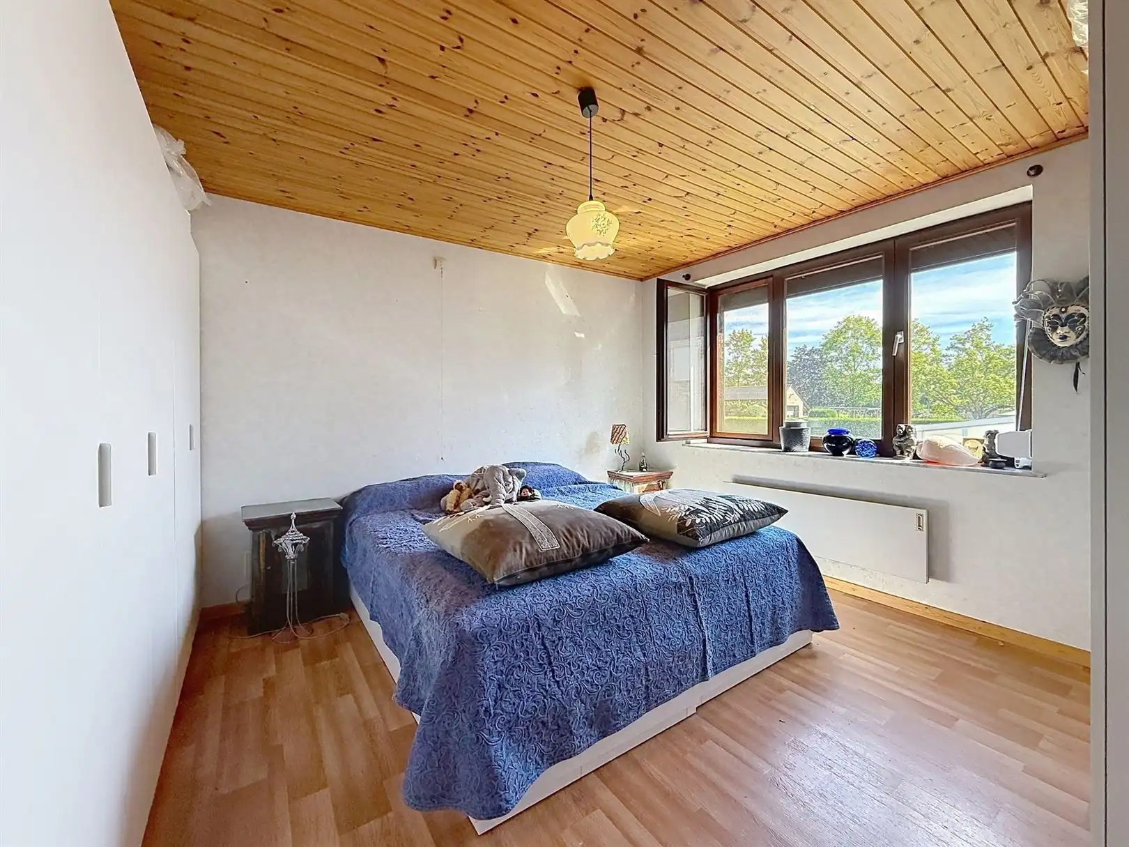 Ruime landelijke woning met 5 slpks, 19a 76ca foto 22