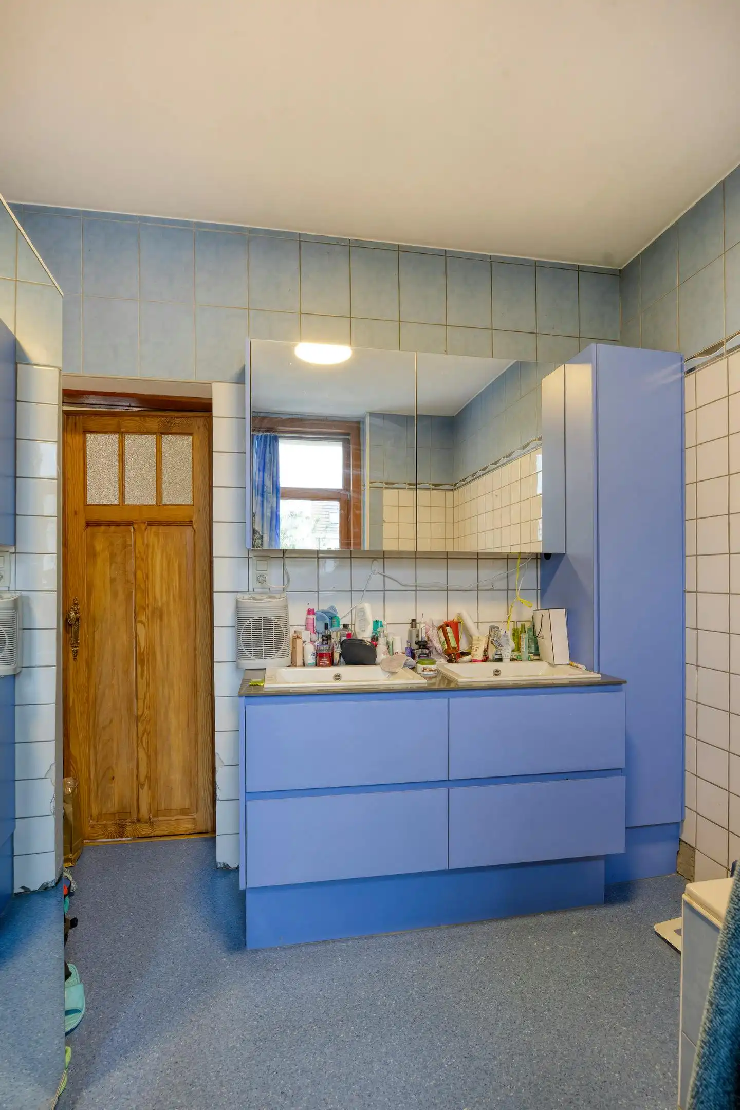 Op te frissen herenhuis met 7 slaapkamers en stadstuin. foto 55
