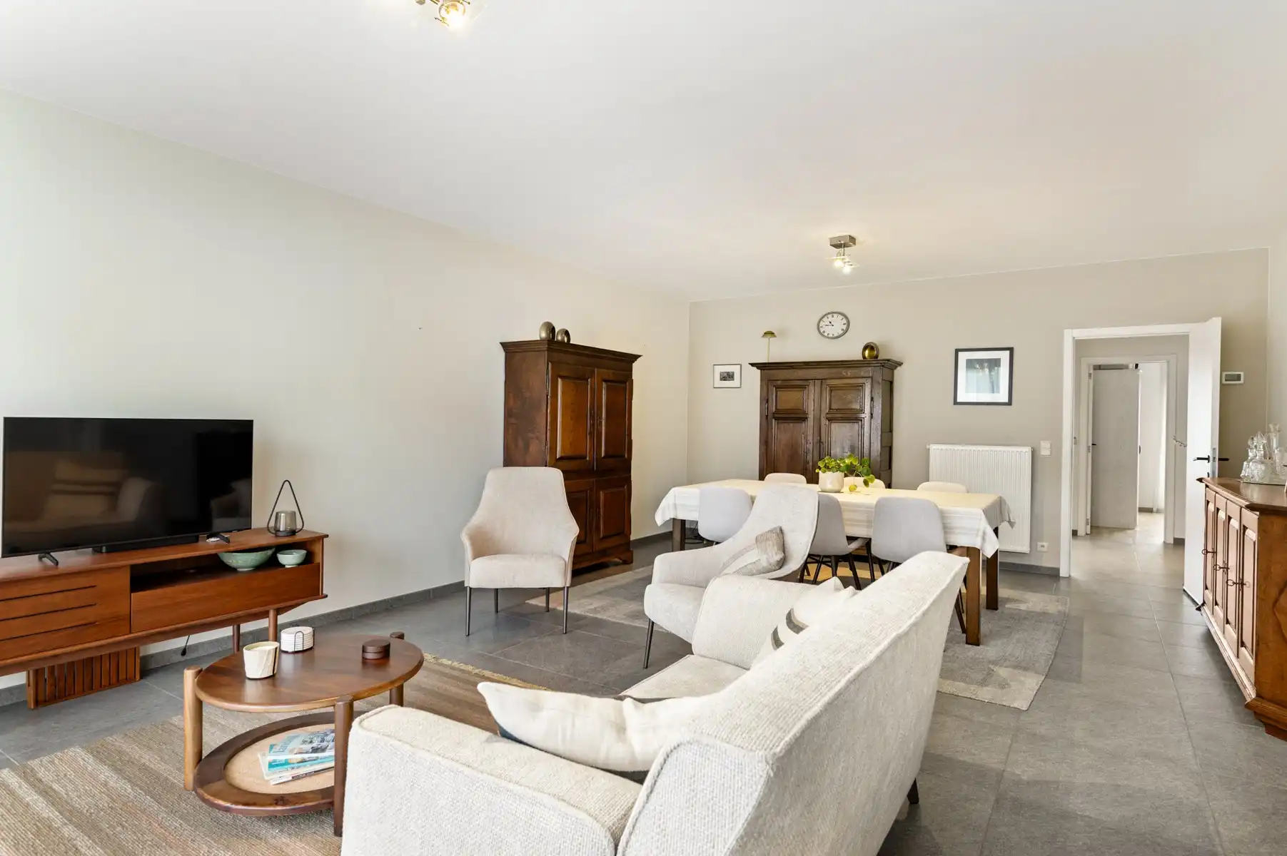 Gelijkvloers appartement met tuin en staanplaats foto 3