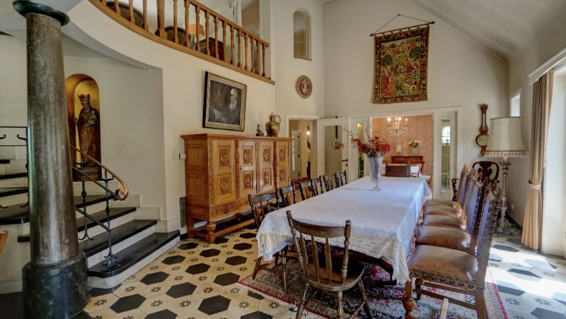Kasteelvilla met bijgebouw op uniek domein 1 hectare 71 are met grote vijver foto 20