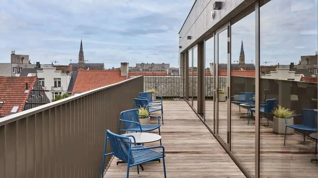 Instapklaar kantoorverdiep te huur in Clockwise Antwerpen foto 5