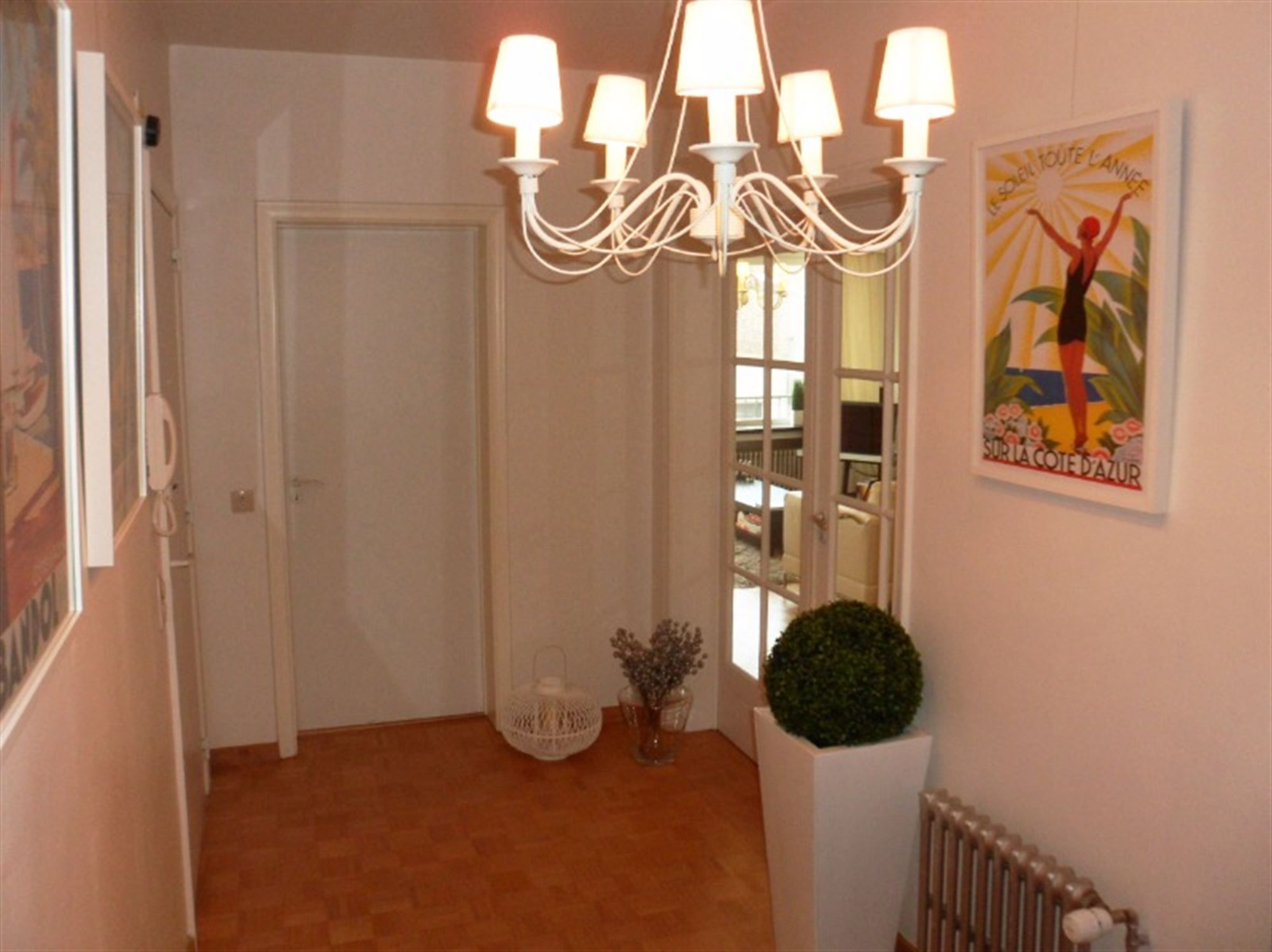 Appartement met terras foto 18