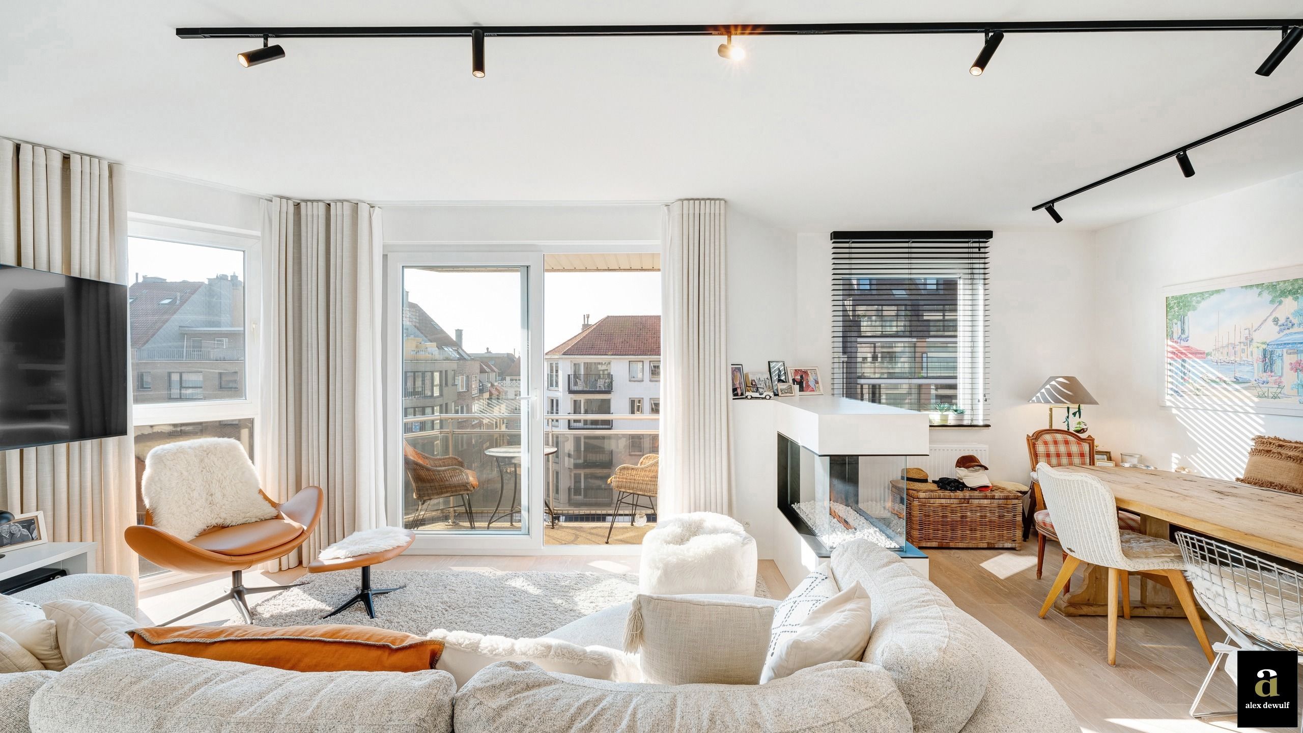 Zuidgericht wonen vlak bij zee [K. Mercierstraat - Heist]. foto {{pictureIndex}}