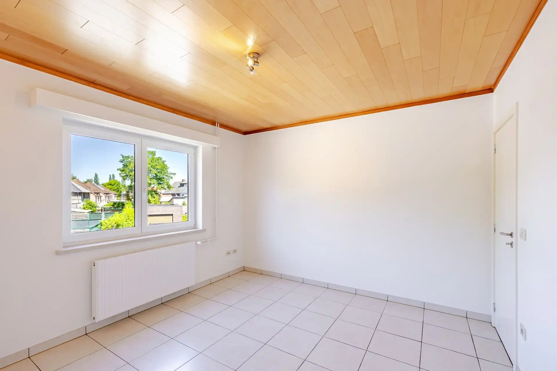 Energiezuinig 2 slaapkamer appartement met 2 staanplaatsen in Wetteren centrum foto 14