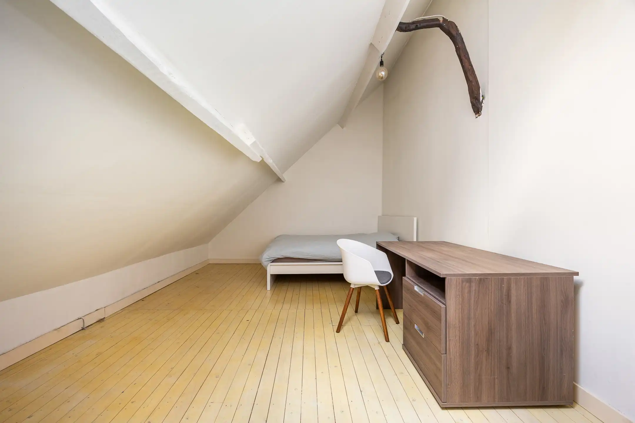 Instapklare woning met 4 slpks en tuin nabij centrum Beerse foto 28