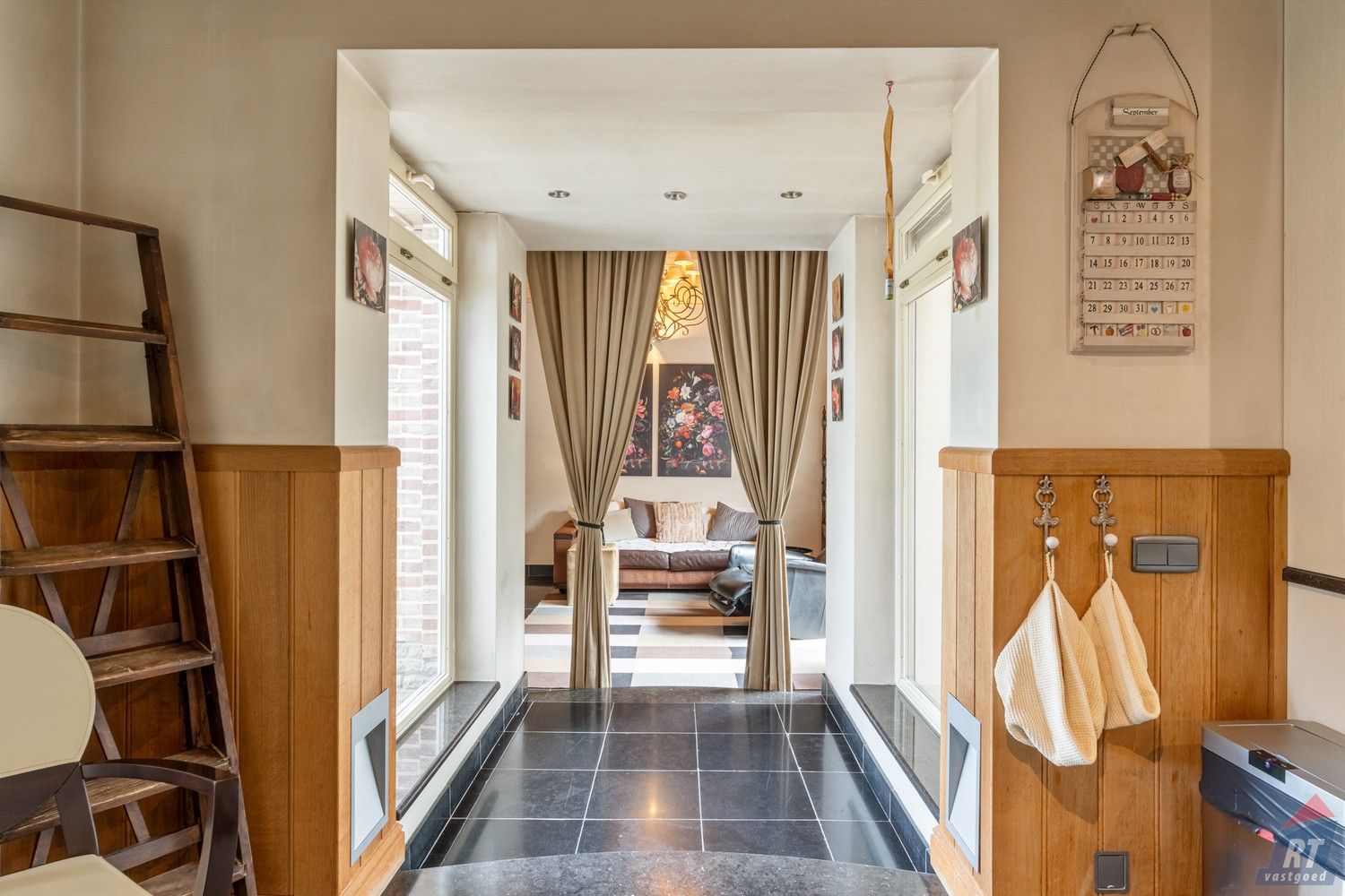 Exclusieve Spaanse villa met karakter en ruimte midden in het groen foto 10