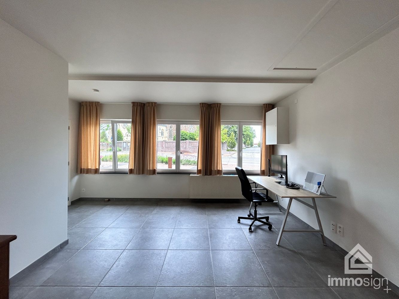Volledig gerenoveerde gelijkvloerse éénslaapkamerwoning te Reppel! foto 4