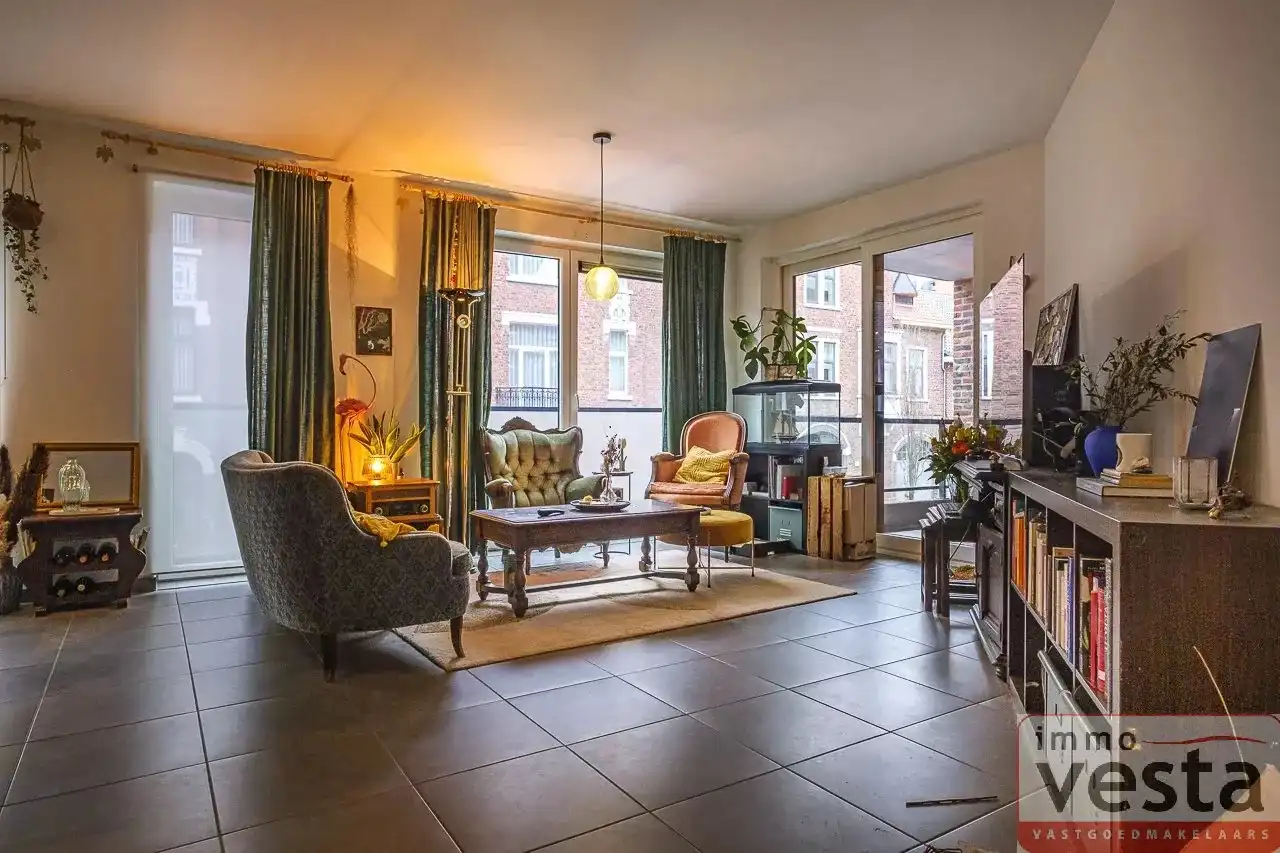 Goed onderhouden appartement in centrum Sint-Truiden foto 11