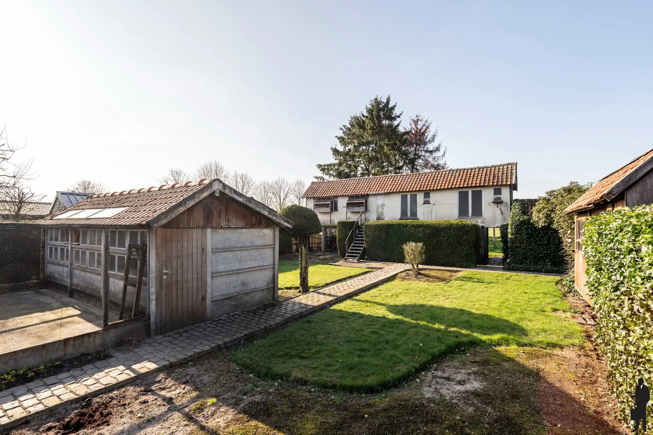 Charmante woning op ruim perceel van 1.400m² met weidezicht foto 19