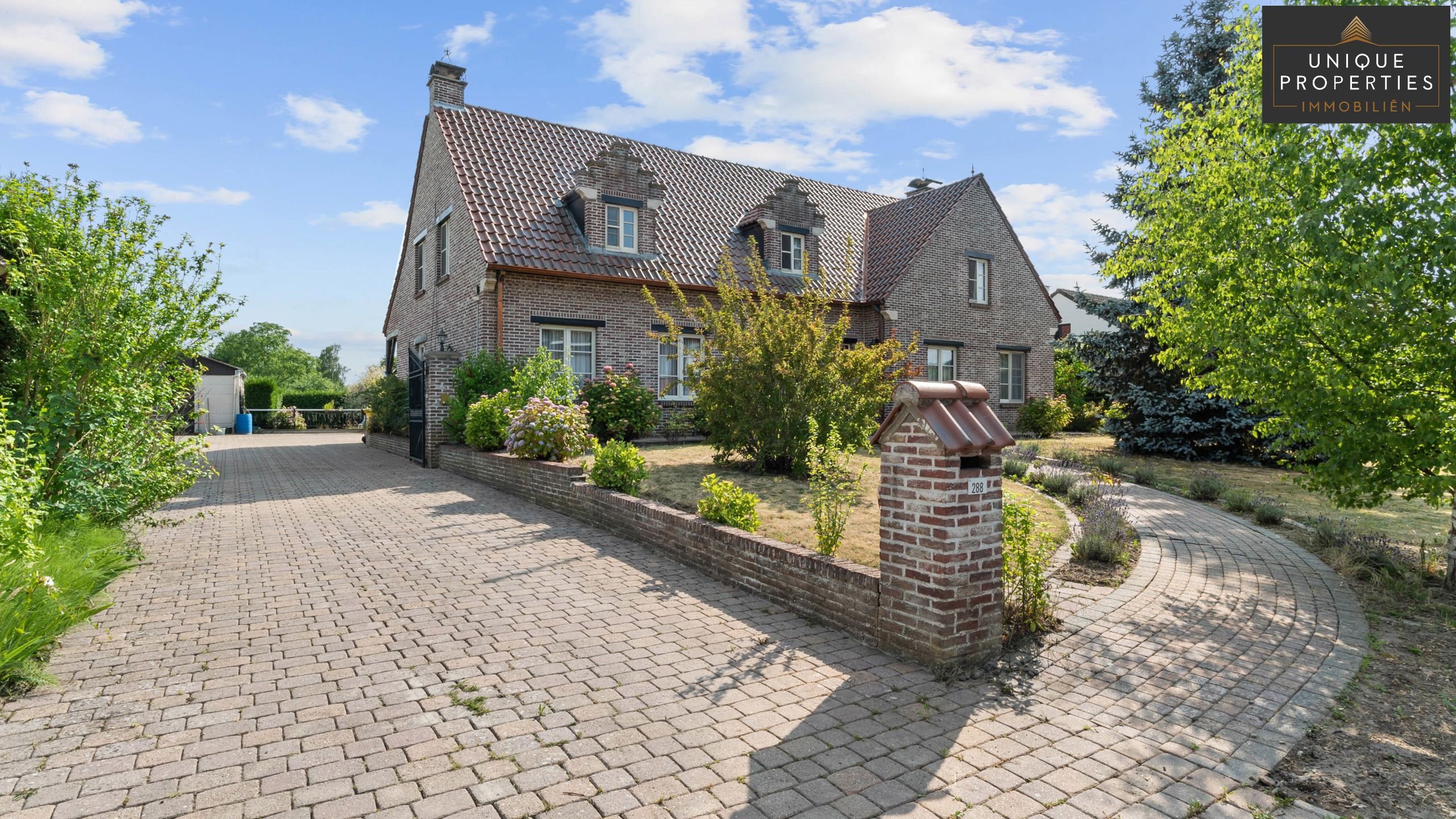 Villa te koop foto 2