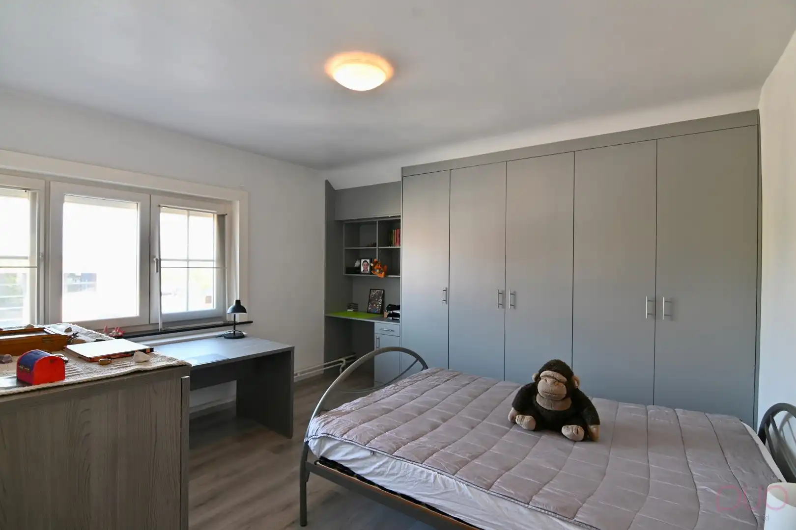 Instapklare woning met 4 slaapkamers en tuin foto 14