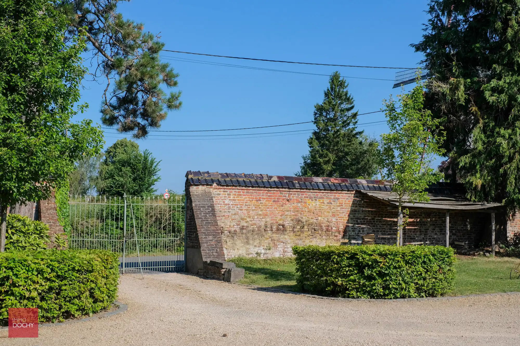 Karaktervolle eigendom met restaurant en woonst foto 4