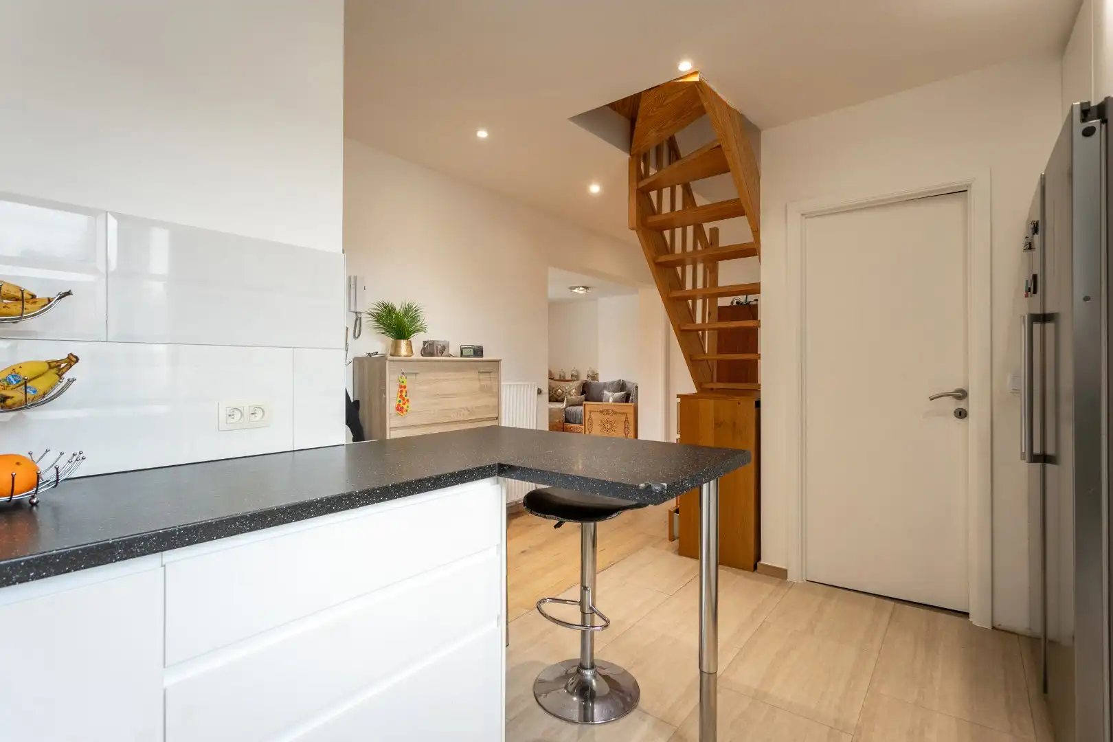 Ruime duplex (143m²) met 3 slaapkamers te Dworp foto 8