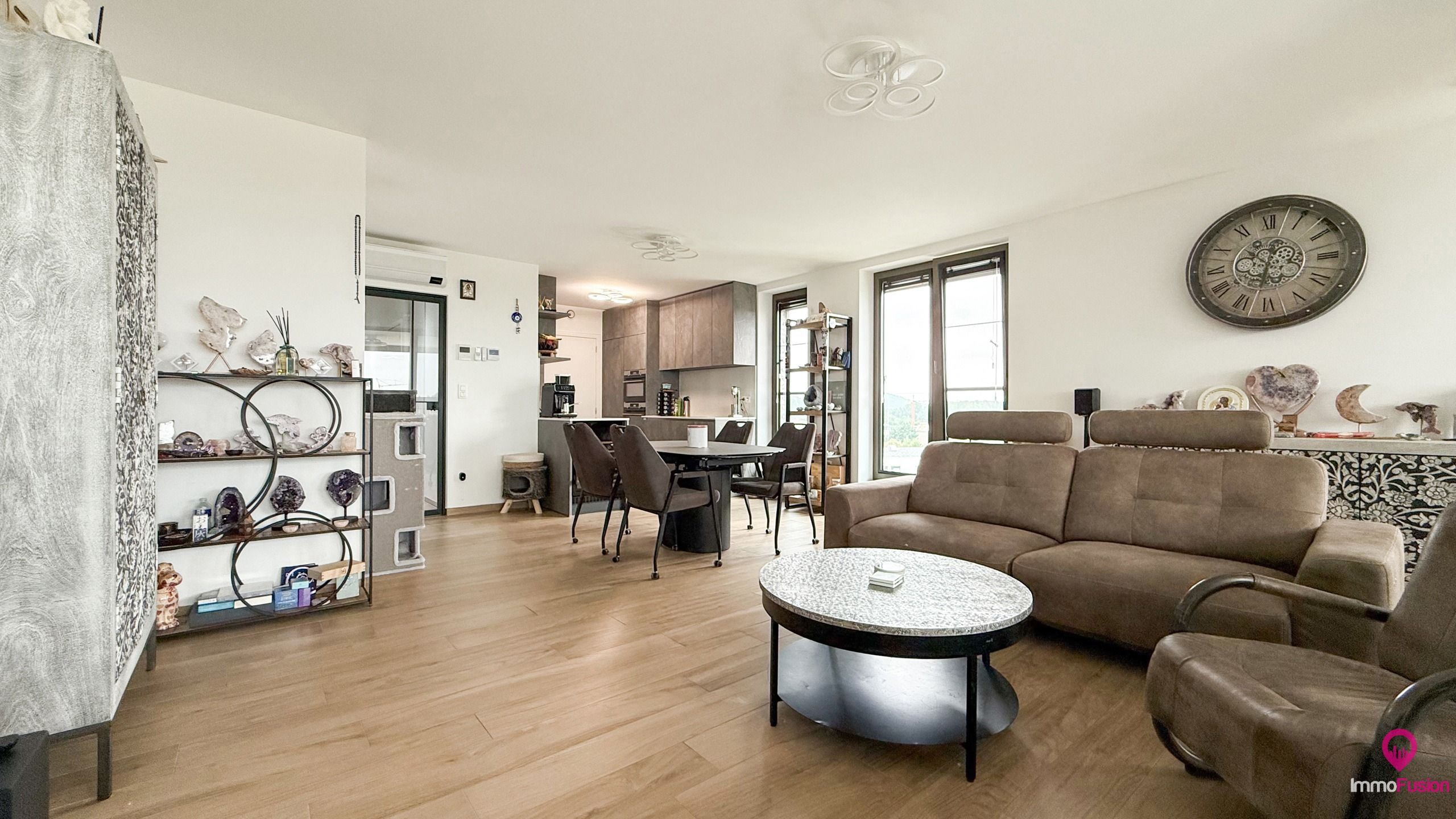 Luxueus nieuw appartement van 107m² met panoramisch terras!  foto 5