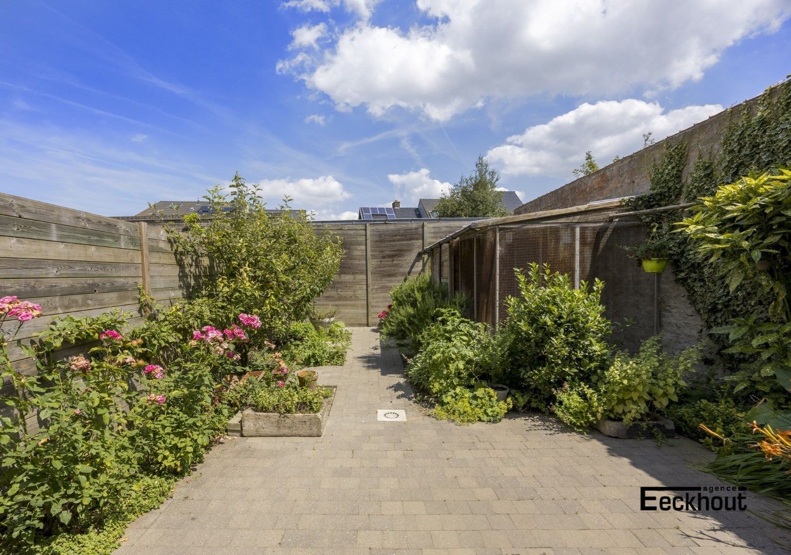 Zeer ruime, recente woning met open zicht op de Spuikom! foto 20