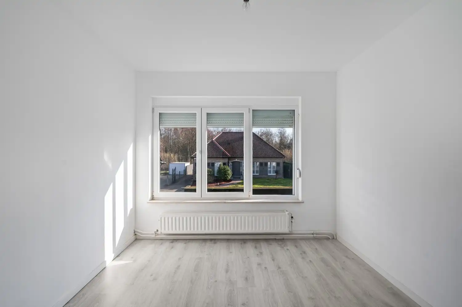 Gerenoveerde woning met 3 slpkrs te Putte foto 23