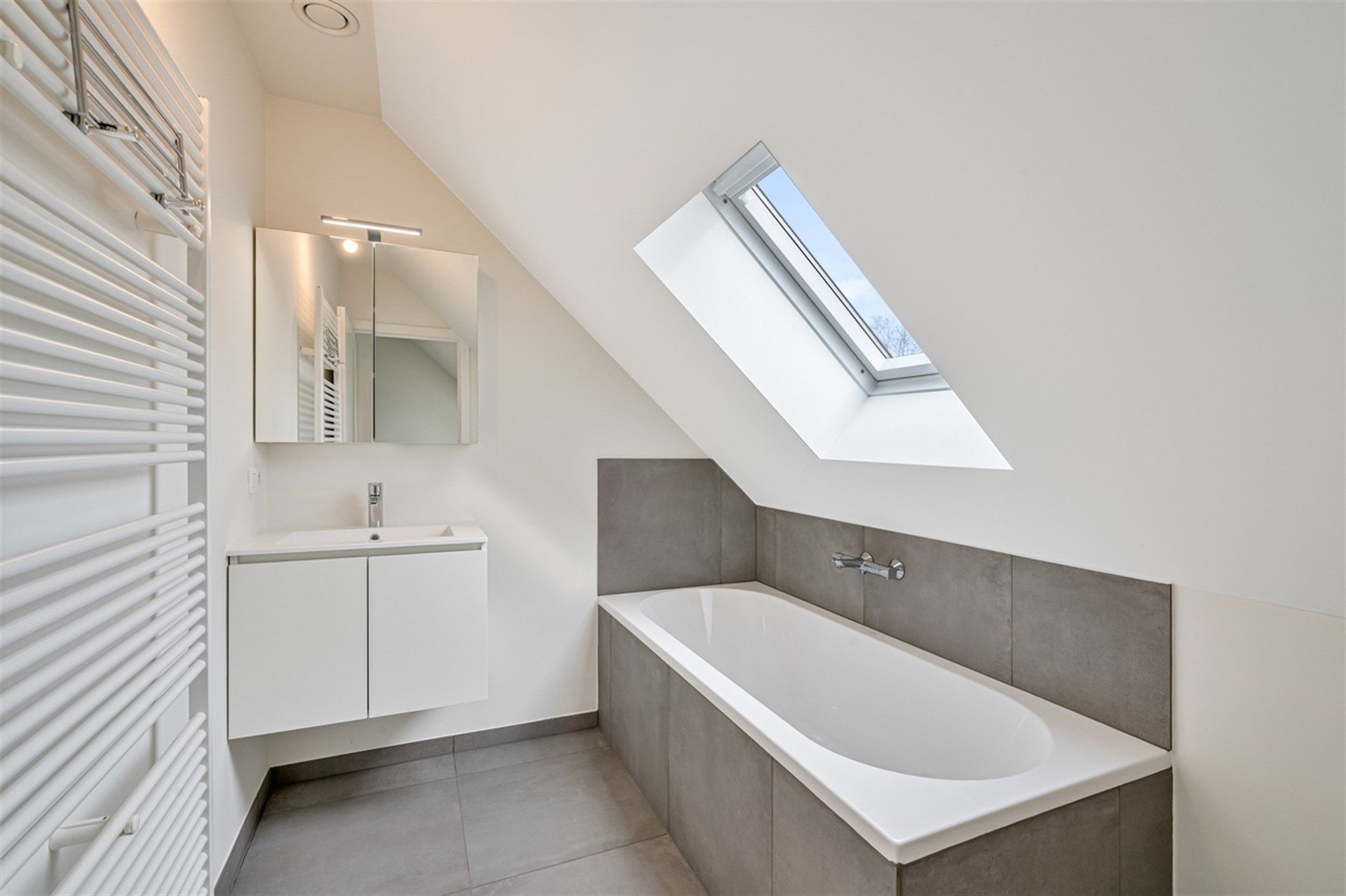 Prachtig gerenoveerde woning te Iddergem foto 10