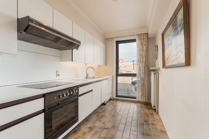 Ruim appartement met zicht op het Polenplein foto 6