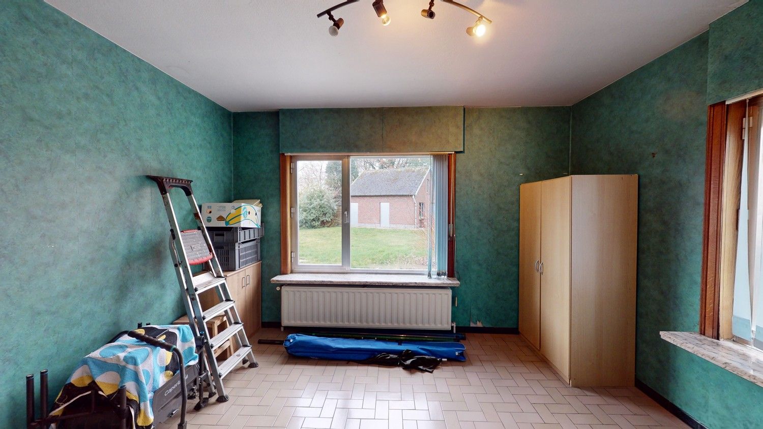 Ruime woning met bijgebouw op mooi perceel! foto 9