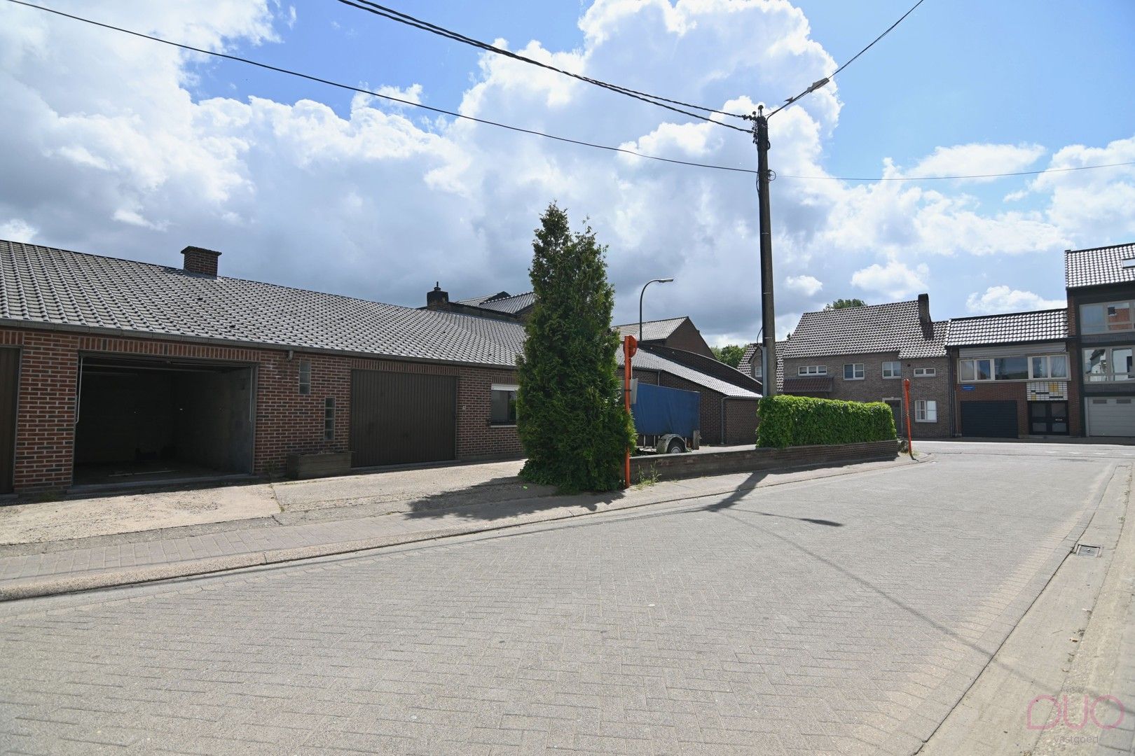 Gelijkvloerse  woning met 1 slaapkamer (optioneel 2) met achterliggend 2 garages nabij het centrum van Tongeren foto 15