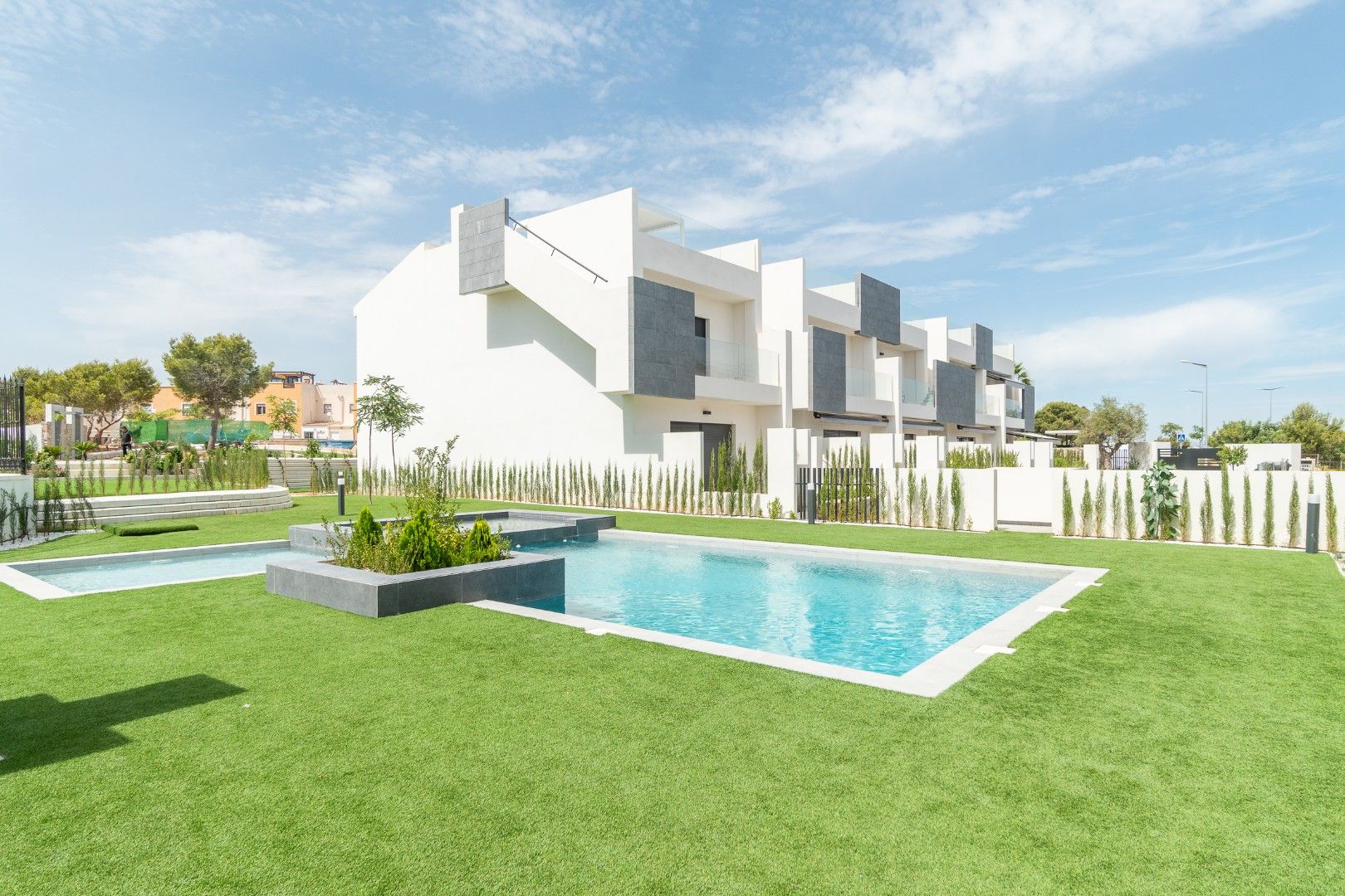 ()=>{if(producerUpdateValueVersion(node),producerAccessed(node),node.value===ERRORED)throw node.error;return node.value} Calle Pego 1 - 03180 Torrevieja