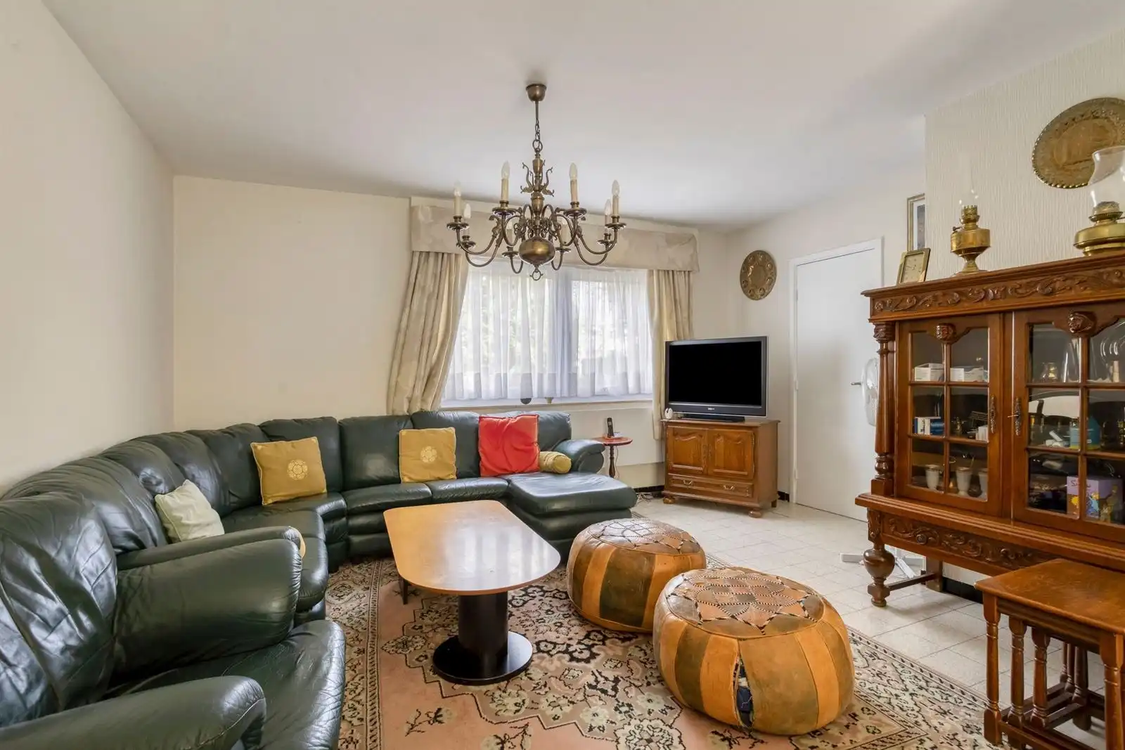 3-gevelwoning met 3 slaapkamers, garage en tuin foto 7