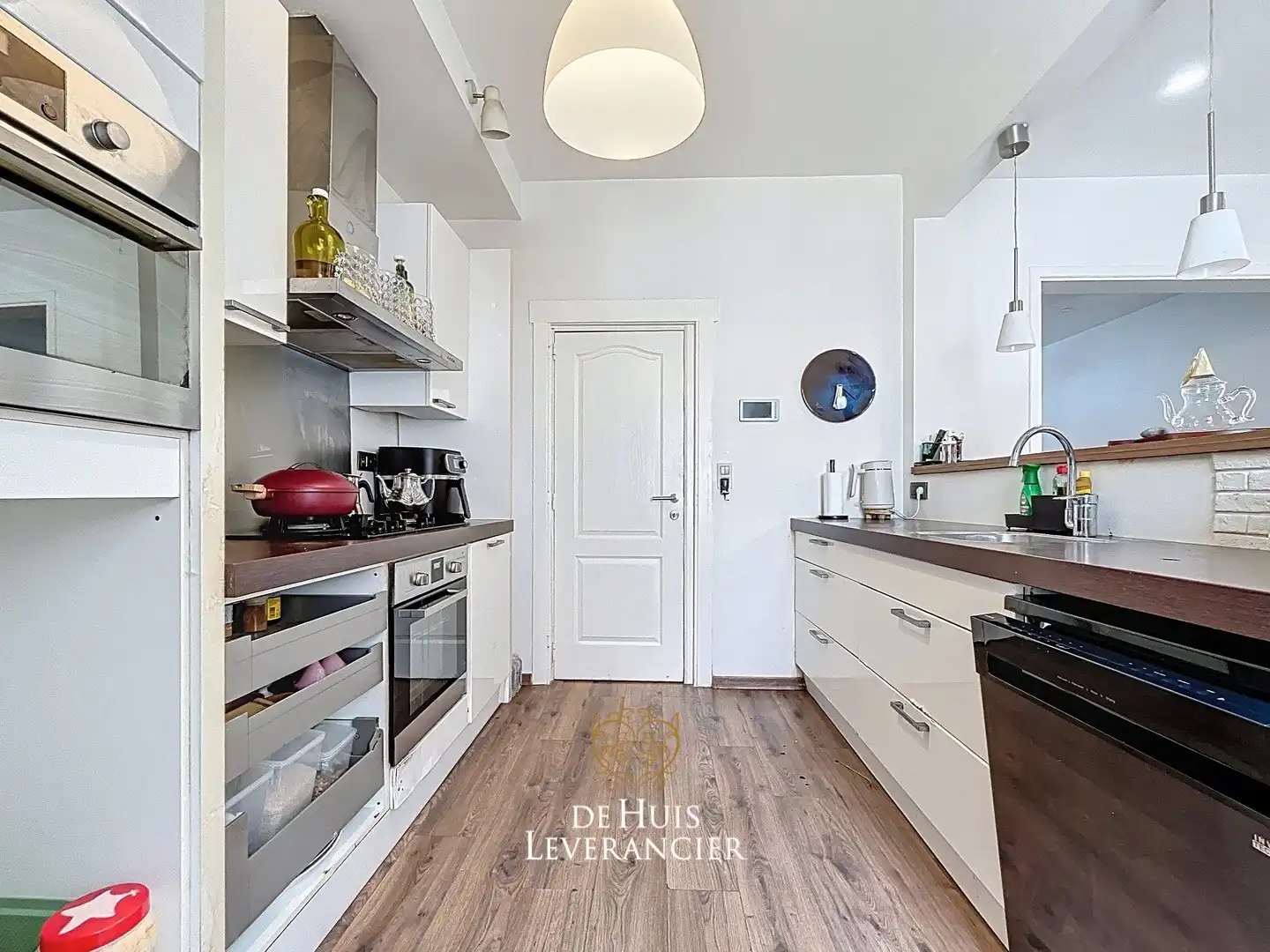 IN OPTIE - Instapklare woning met drie slaapkamers en twee badkamers foto 9