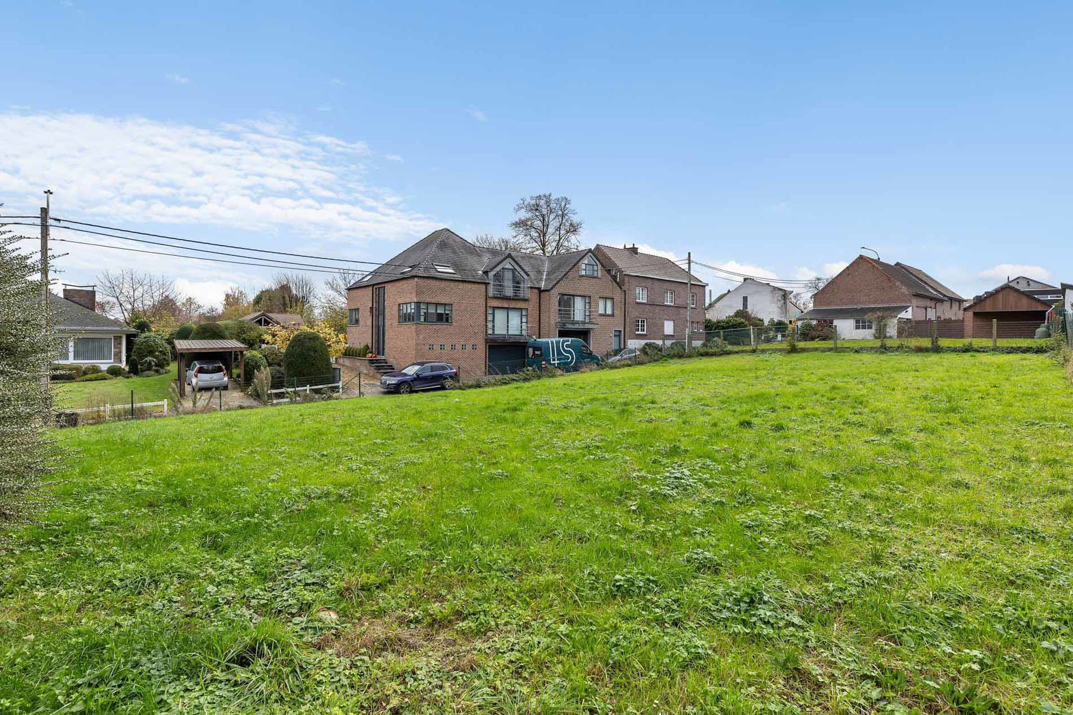 Perceel bouwgrond voor open bebouwing van 6a 50ca foto 4