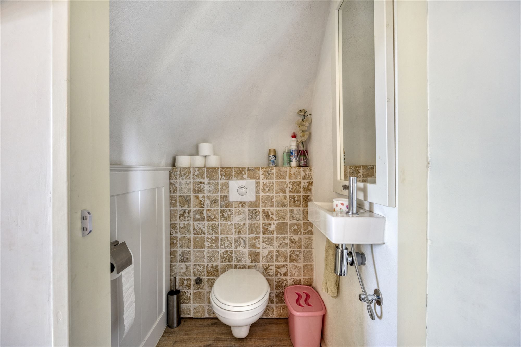 Verassend royale gezinswoning met 4 a 5 slaapkamers foto 32