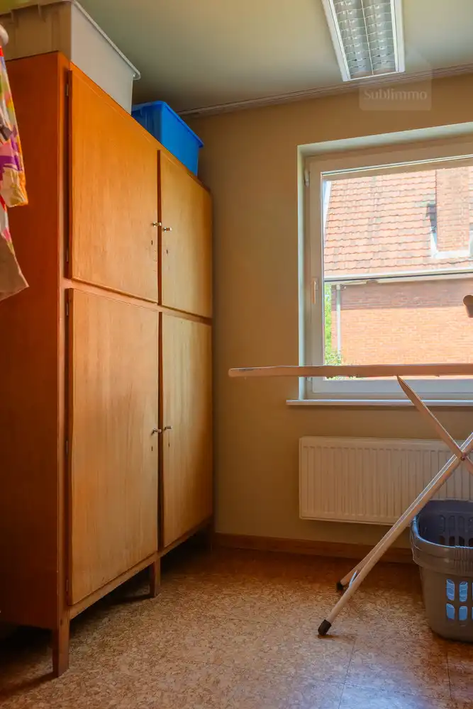 Instapklare gezinswoning met 5 slaapkamers, grote garage en zonnige tuin in Meerhout. foto 18