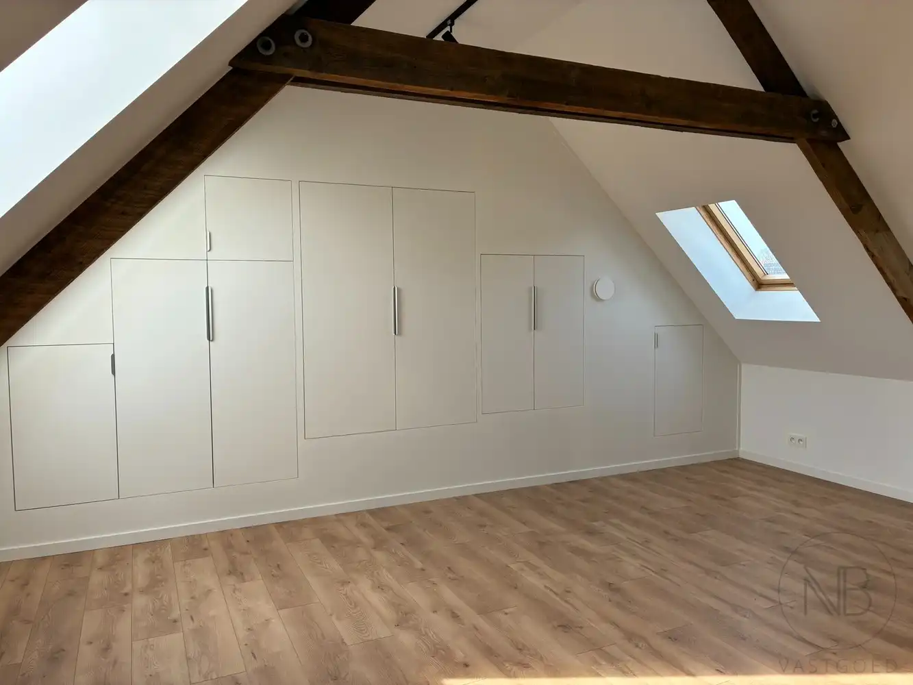 Instapklare en gerenoveerde woning in Genk foto 20