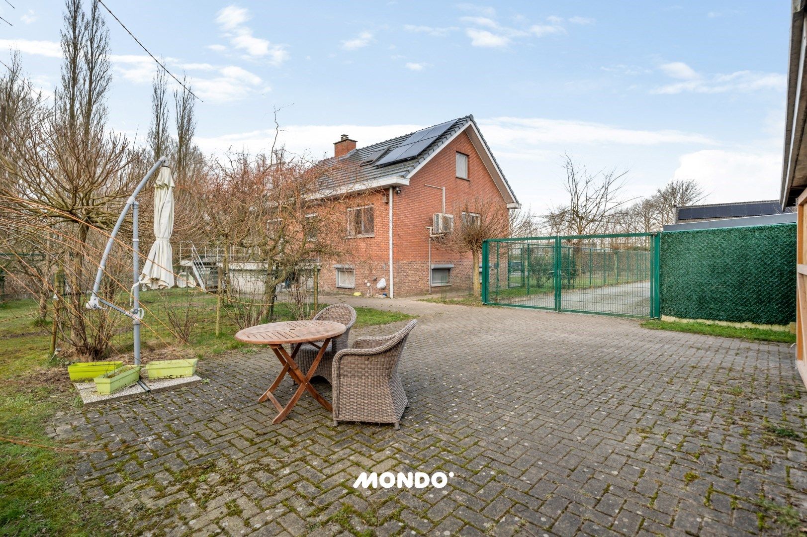 Vrijstaande woning met rondomtuin in rustige bosomgeving foto 5