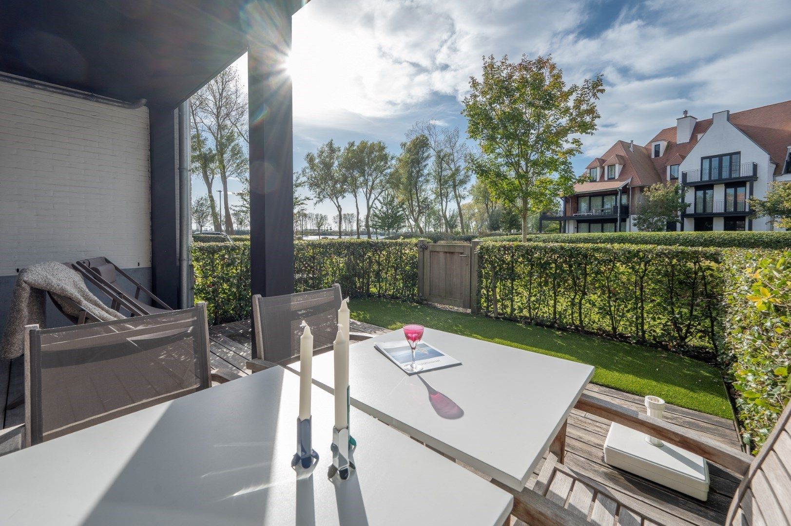 Zonnig appartement aan het meer van Duinenwater  foto 2