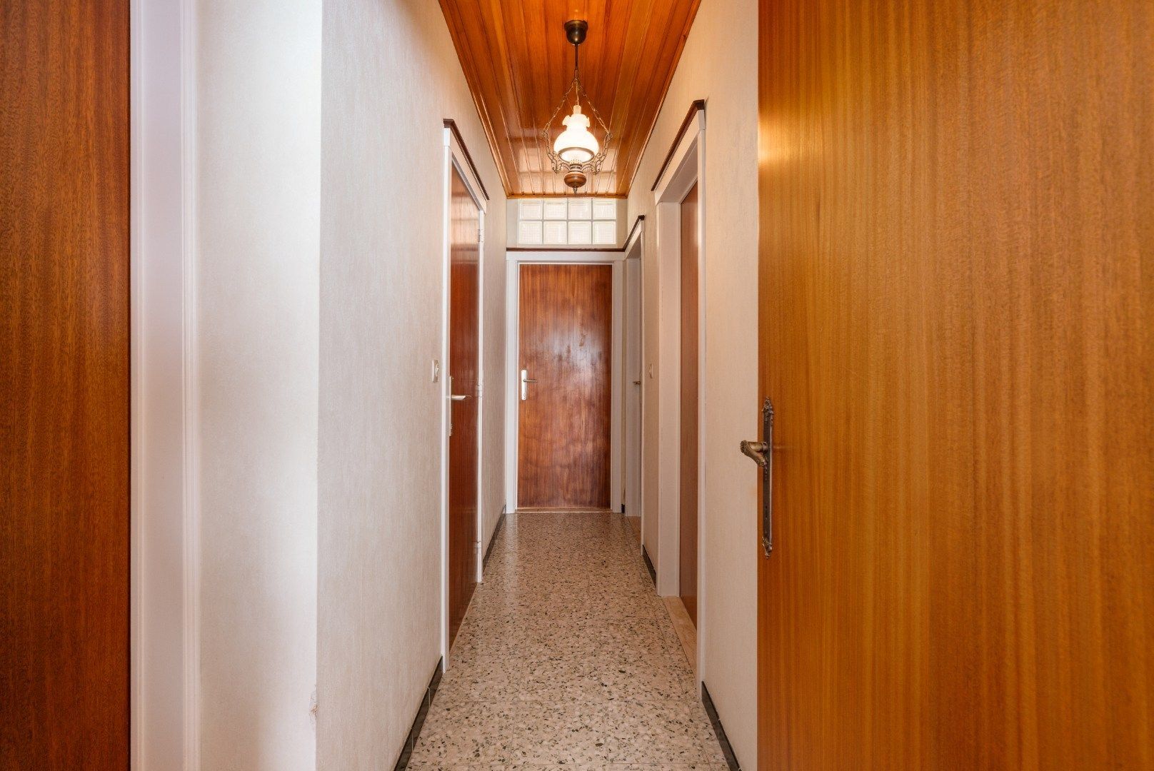 Te renoveren gelijkvloerse villa op een royaal perceel van 745 m² in de Warandestraat 65 – solide basis met groeipotentieel foto 13