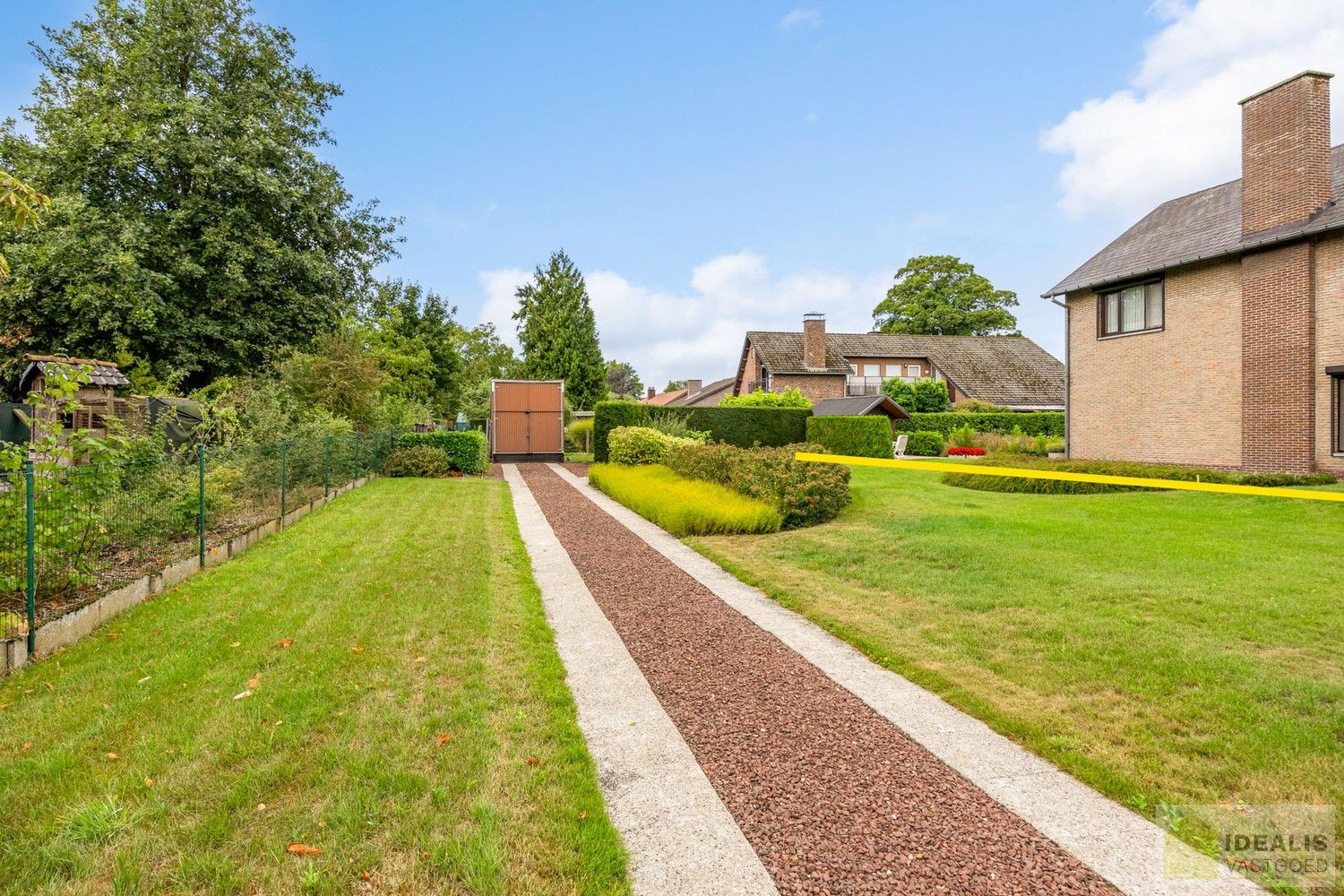 PRACHTIG GELEGEN BOUWGROND AAN DE RAND VAN SINT-HUIBRECHTS-LILLE! – Zeer mooi gelegen perceel met een oppervlakte van 6a 32ca! Zeer geschikt voor kandidaten die hun eigen droomwoning willen realiseren op deze prachtige plek, omgeven door natuur! Dit mooie perceel stelt u in staat vrij te wonen in het groen op fietsafstand van het centrum van Neerpelt! foto 5