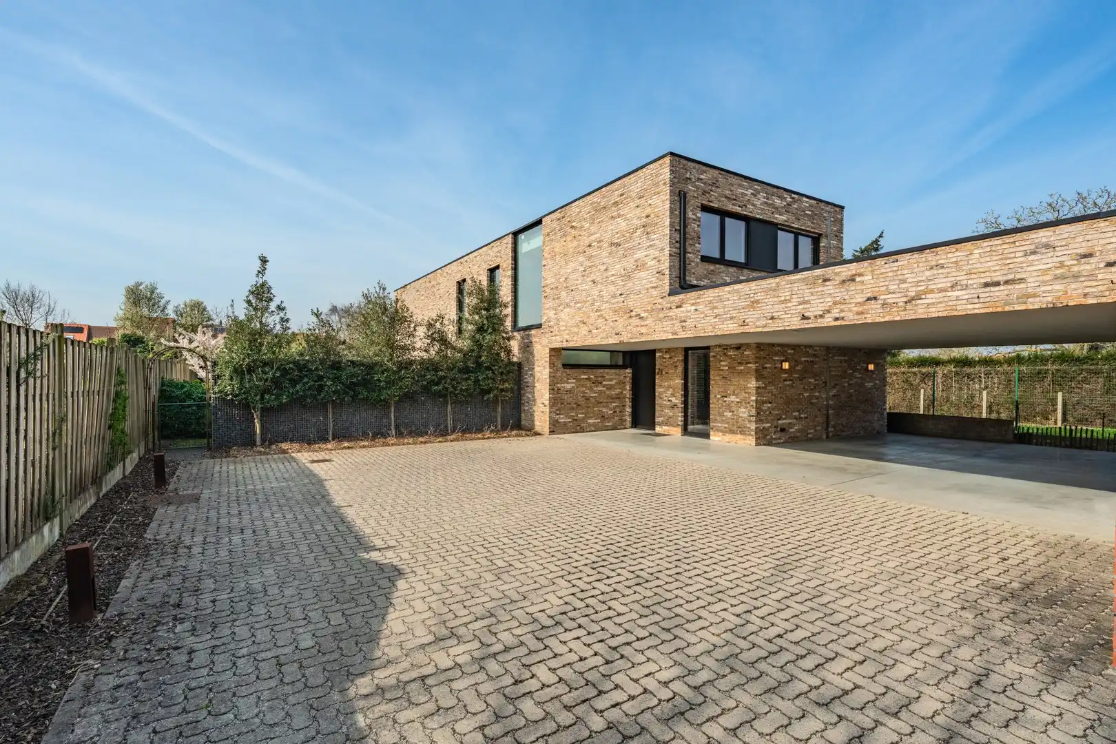 Exclusieve villa op 1.376 m² - momenteel vergund voor vakantiewoning foto 5