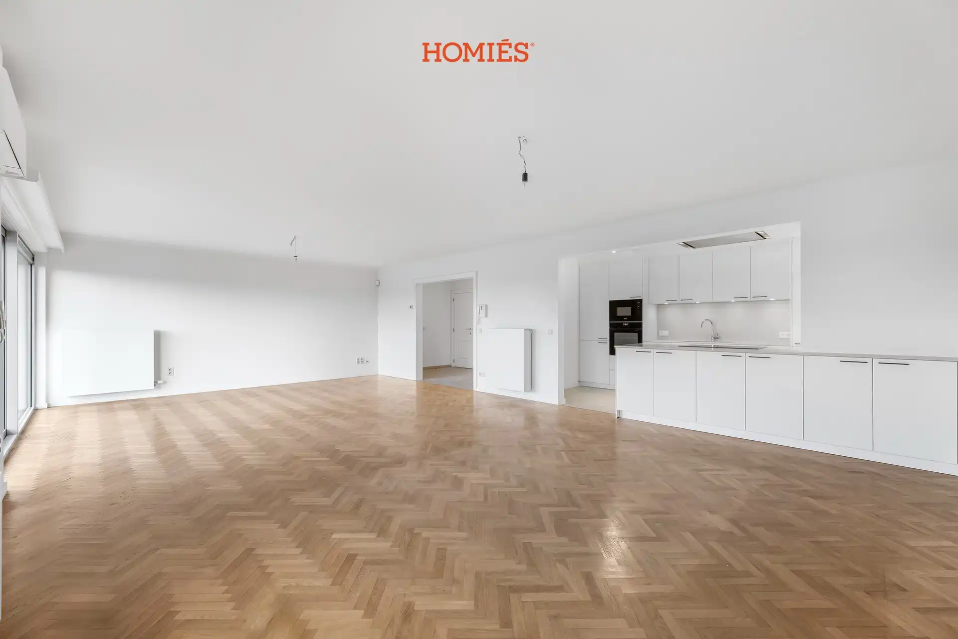 Ruim en energiezuinig (EPC A) appartement in centrum Leuven! foto {{pictureIndex}}