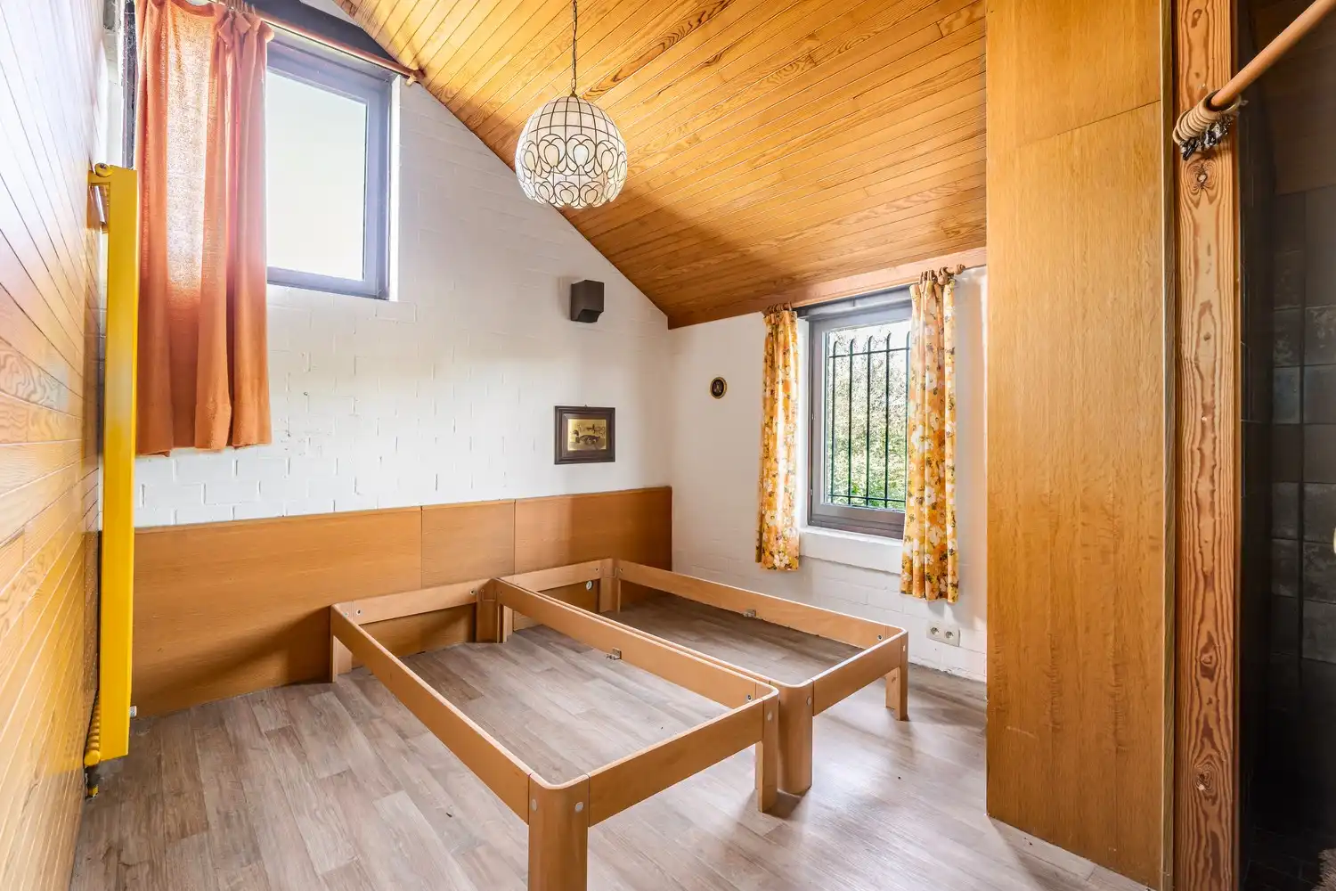 Modernistische, lichtrijke villa met 3 slaapkamers, kantoor en zuidgerichte tuin op toplocatie in groene rand rond Brussel! foto 16
