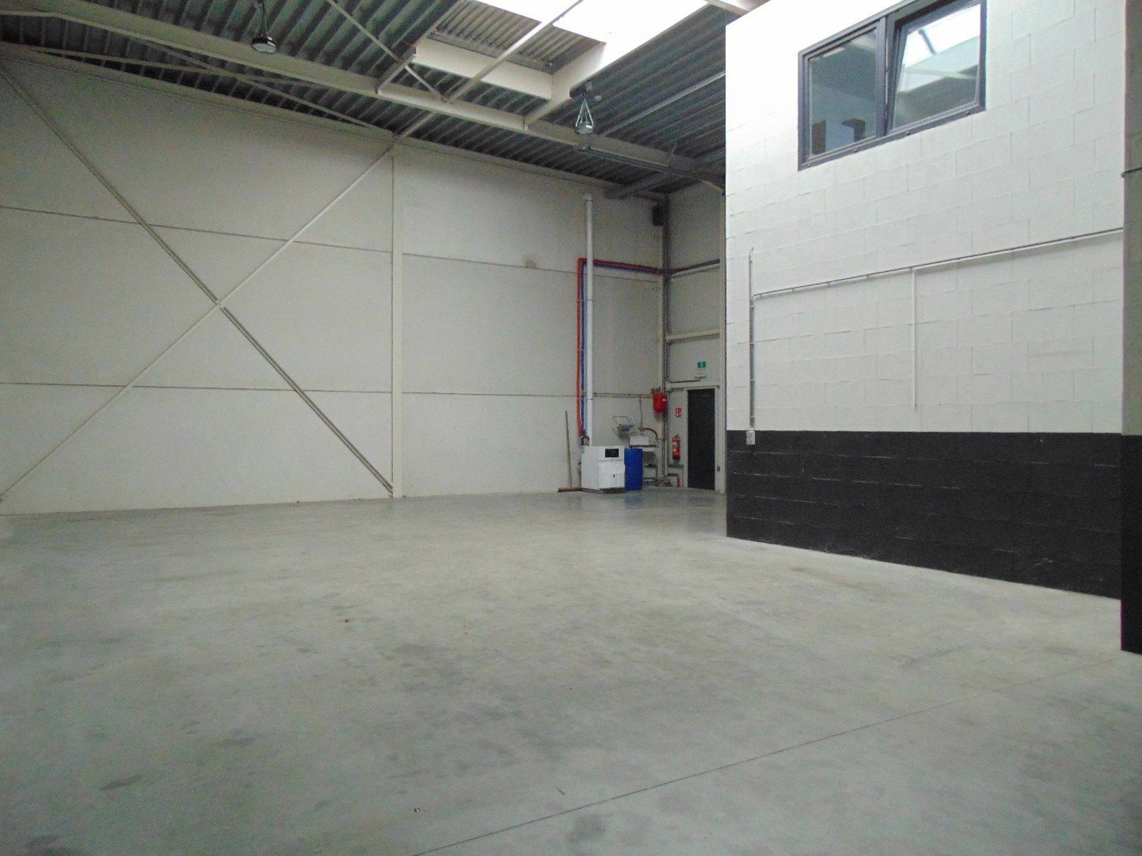 Bedrijfsvastgoed te huur foto 12