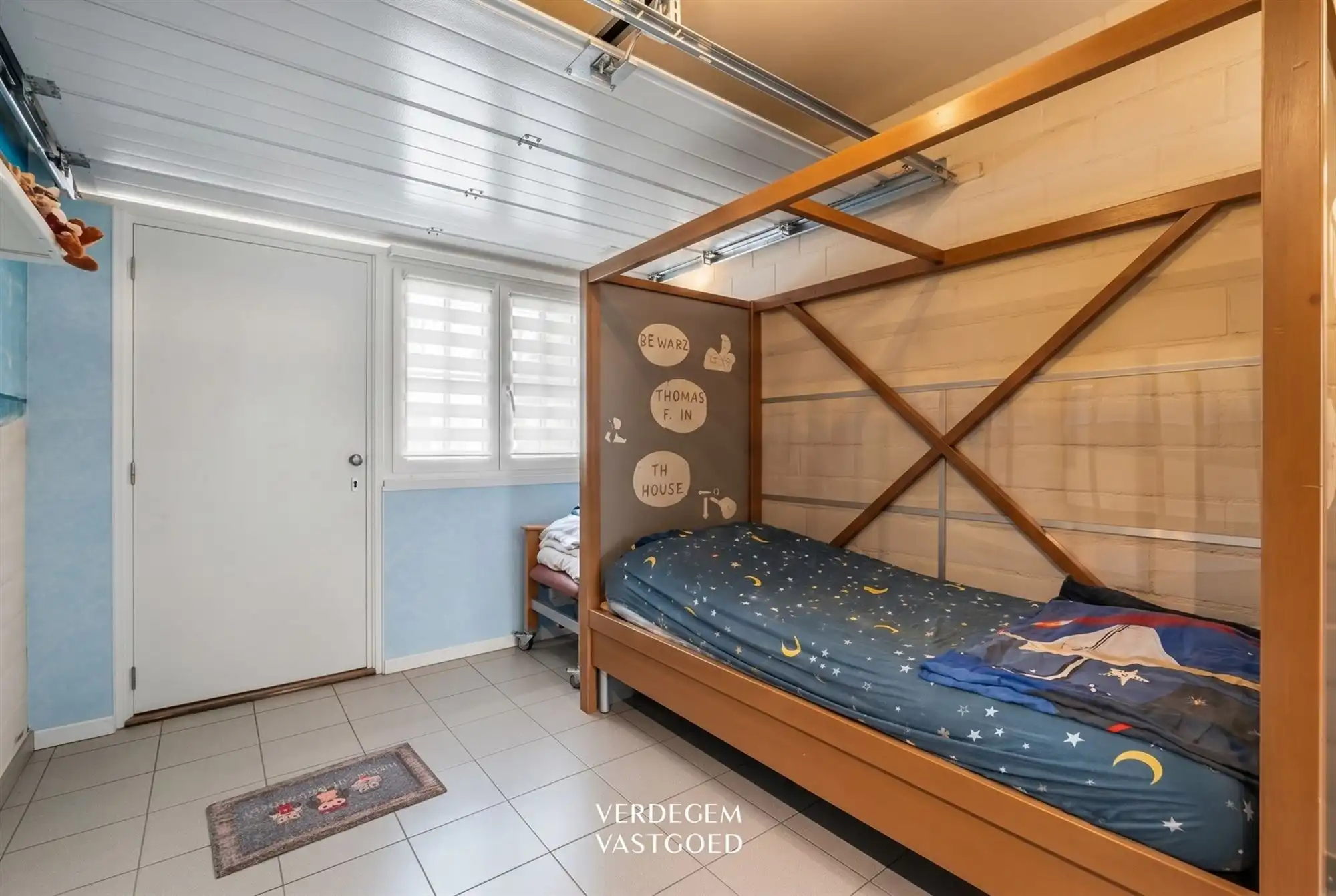 Instapklare gezinswoning met 3 slaapkamers, garage en zonnige tuin foto 17
