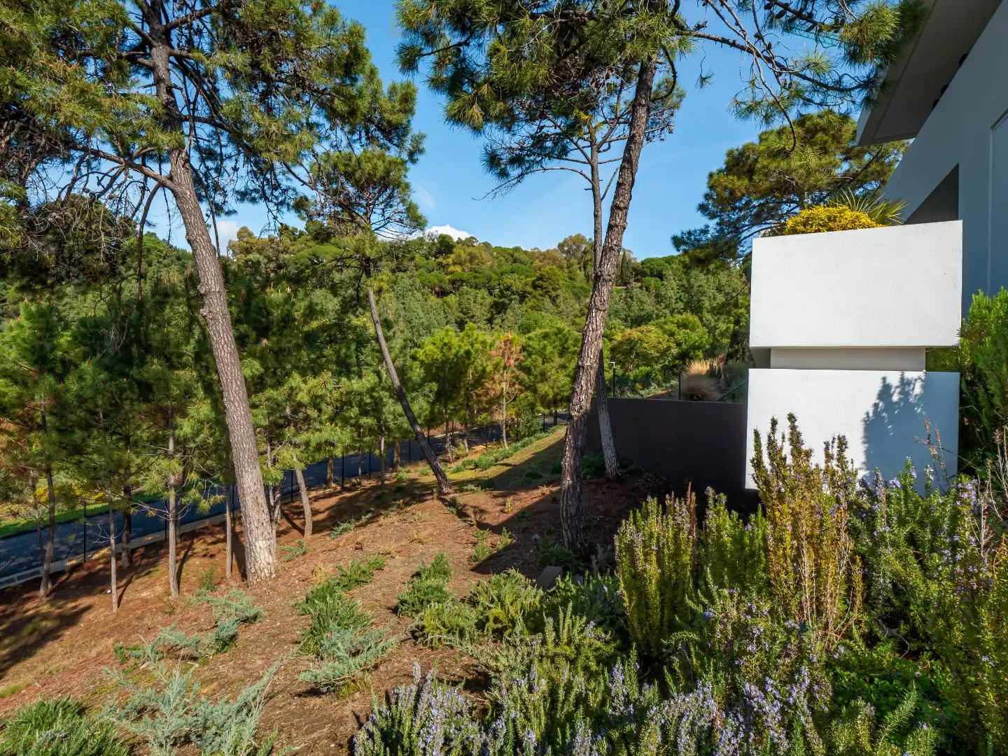 Schitterende villa met panoramisch uitzicht te Benahavis foto 8