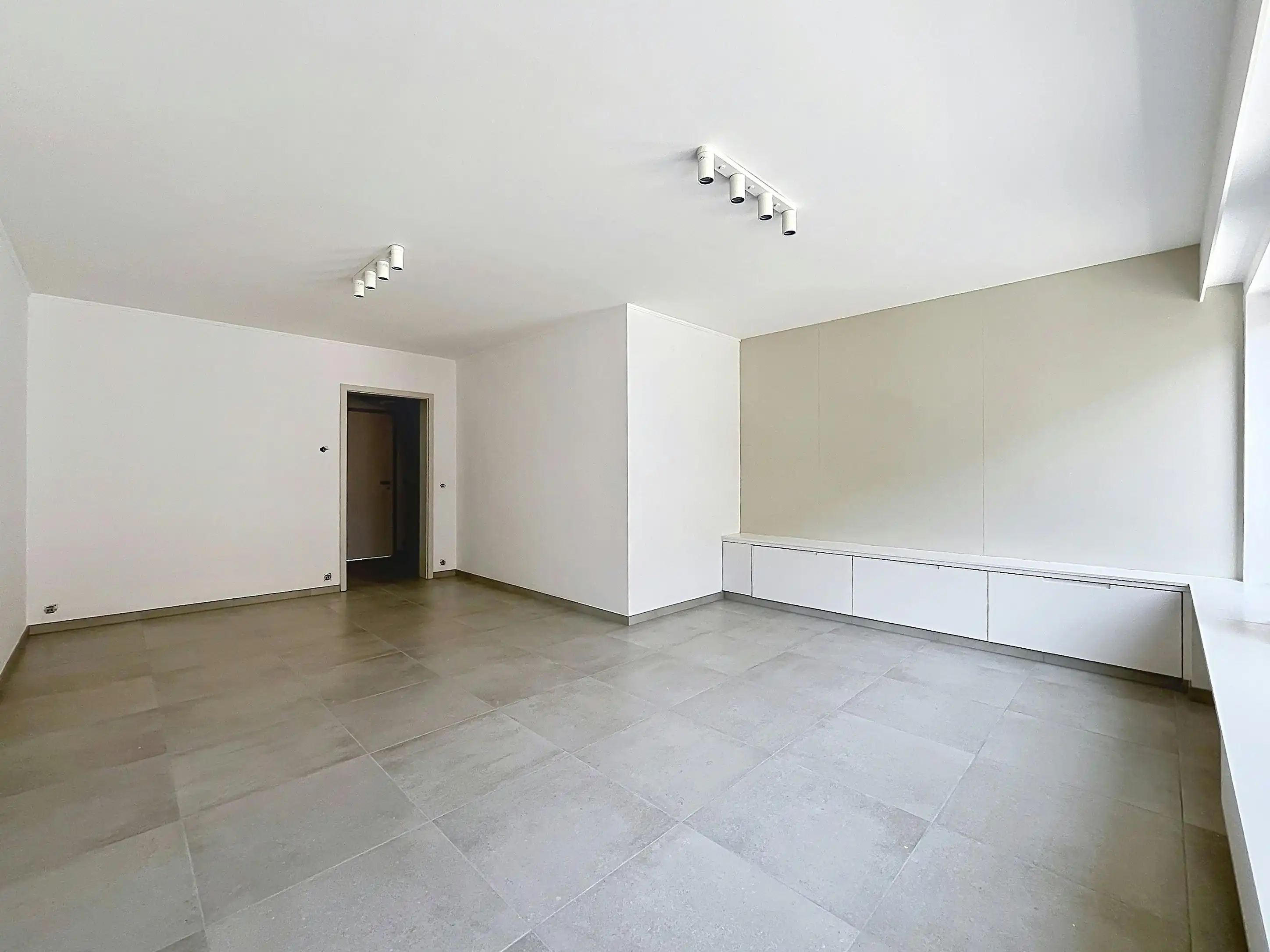 Recent gerenoveerd appartement te koop in Oudenaarde foto 2