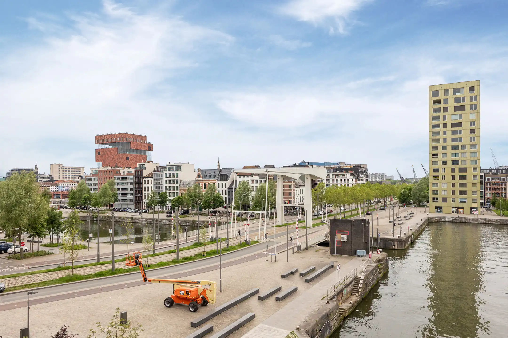 ANTWERPEN - Handelsruimte NEW YORK residence Eilandje foto 2