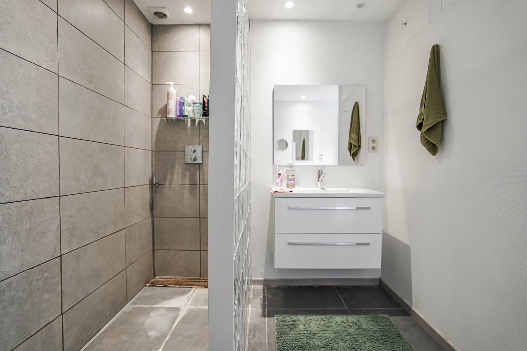 Leuke, instapklare halfopen bebouwing te Steenhuffel foto 18