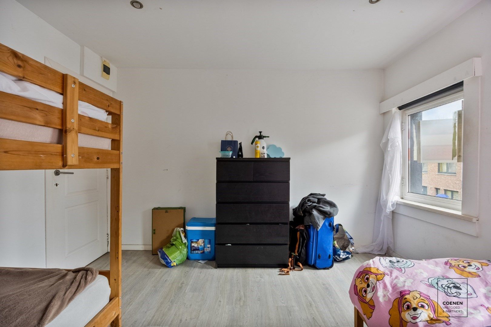 Op te frissen woning met 4a5 slp's op geweldige ligging te Willebroek! foto 9