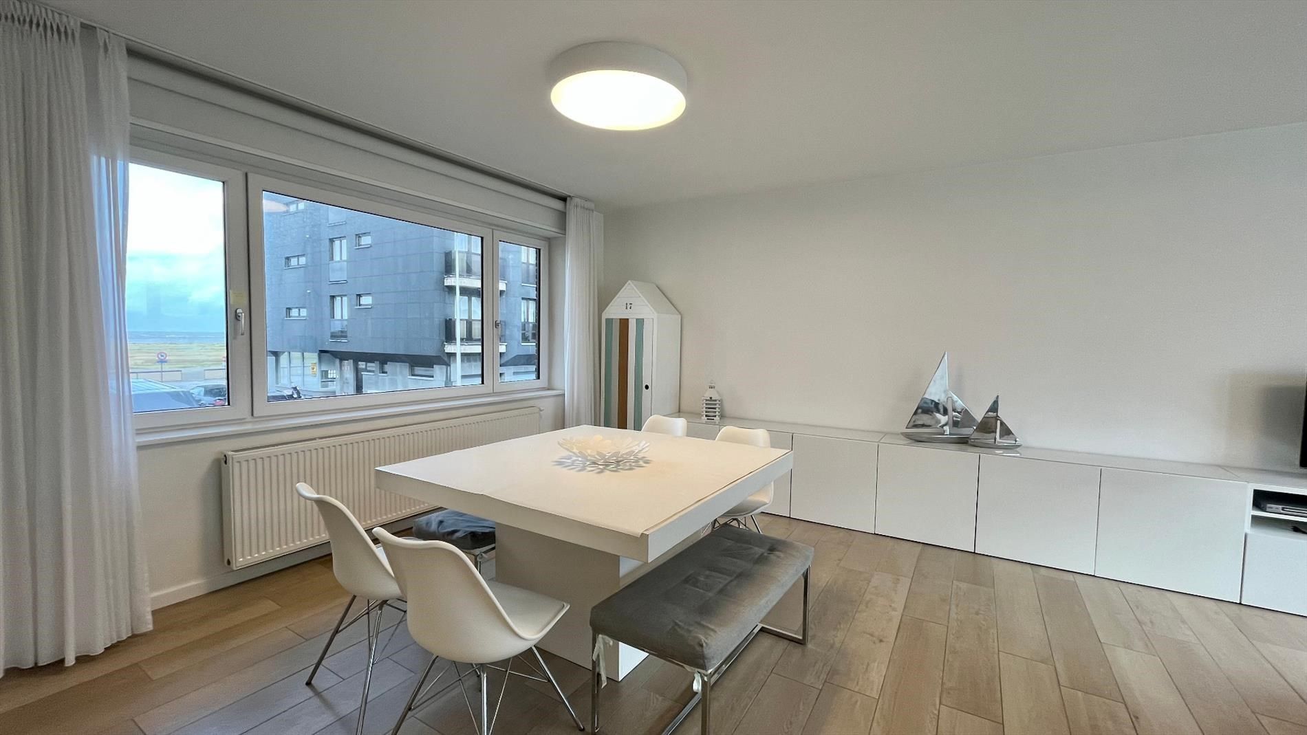 Modern appartement met 2 slaapkamers foto 5