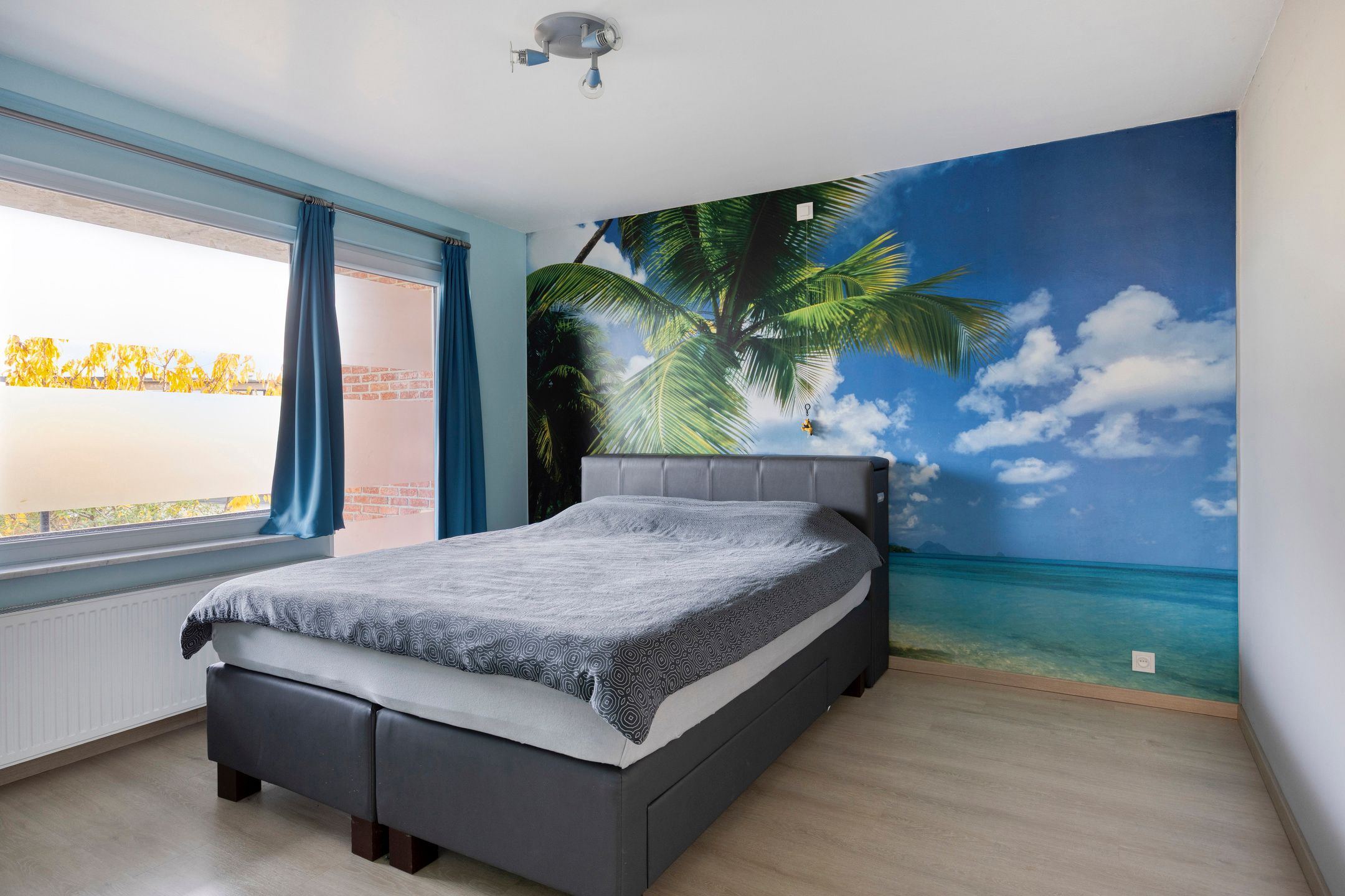 Halfopen bebouwing op uitstekende locatie foto 19