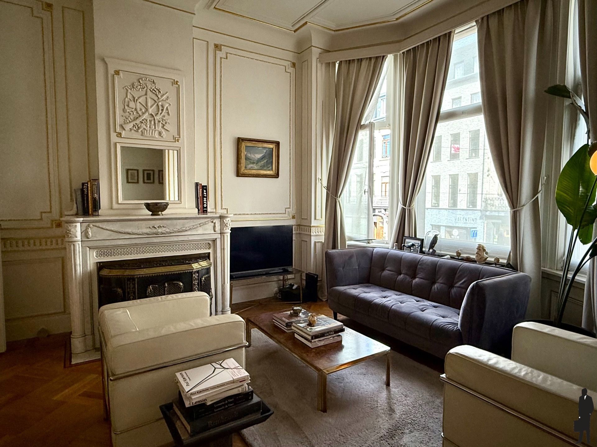 Authentiek  appartement in prachtige Art Nouveau stijl foto 2