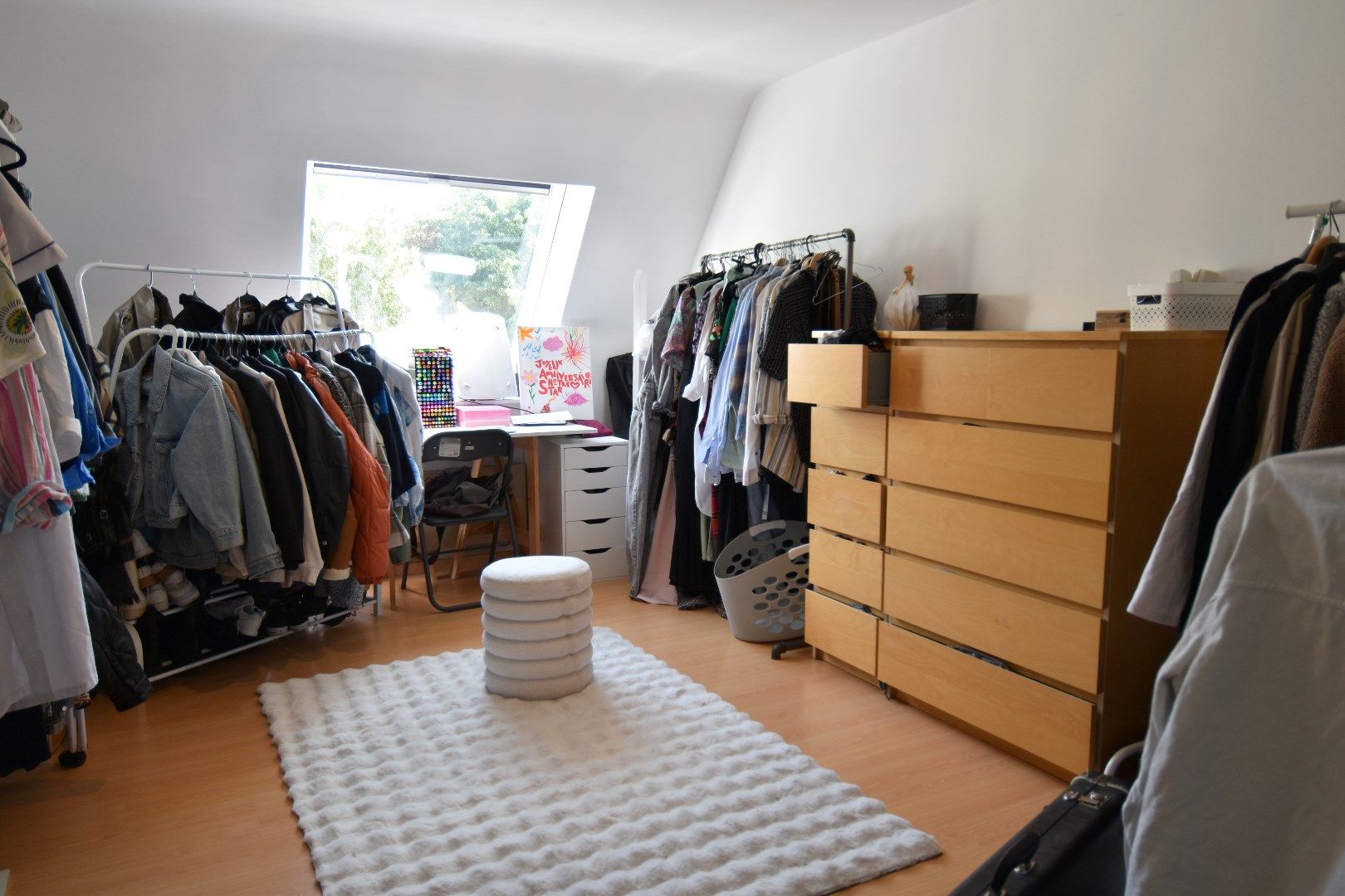 Prachtig, lichtrijk en ruim 3 slaapkamer dak appartement in Rollegem foto 10