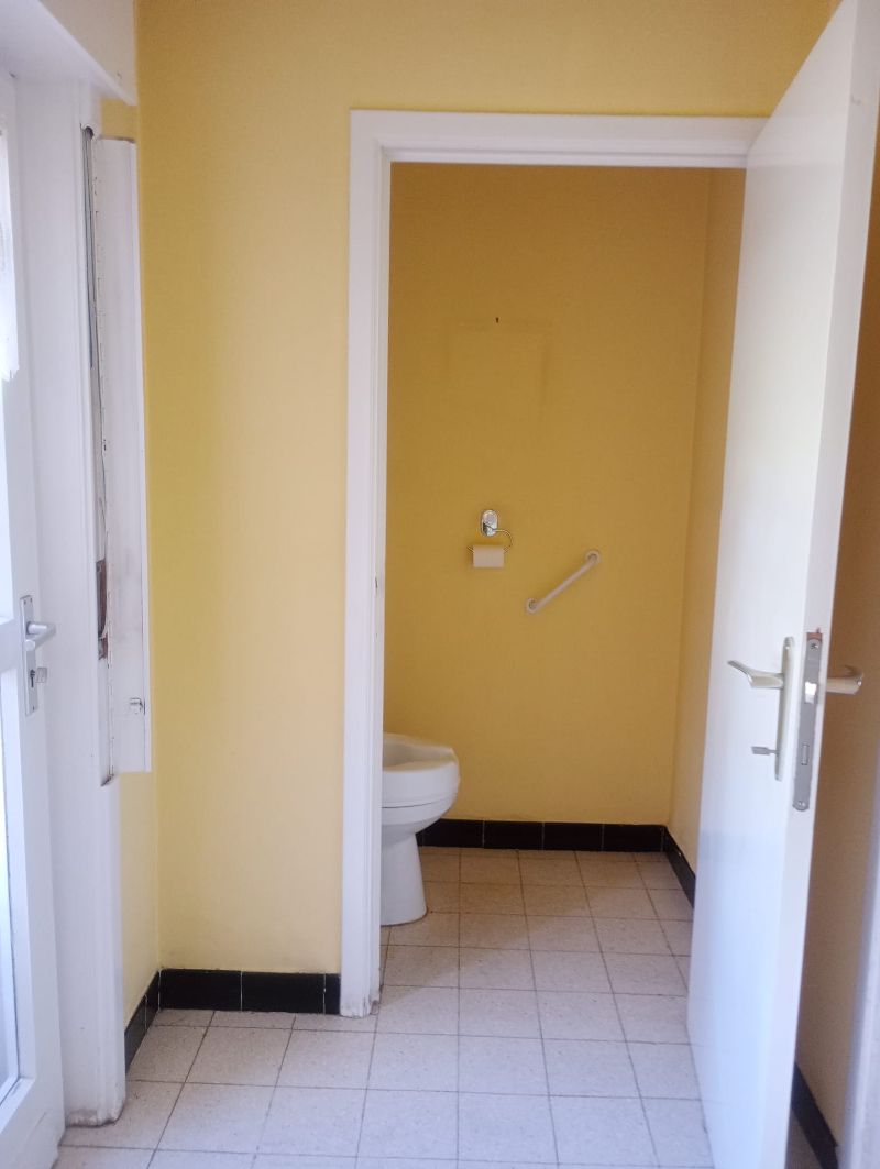 Te renoveren woning op Toplocatie foto 12